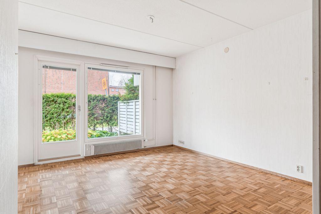 Savikkatie 1, Tikkurila, Vantaa