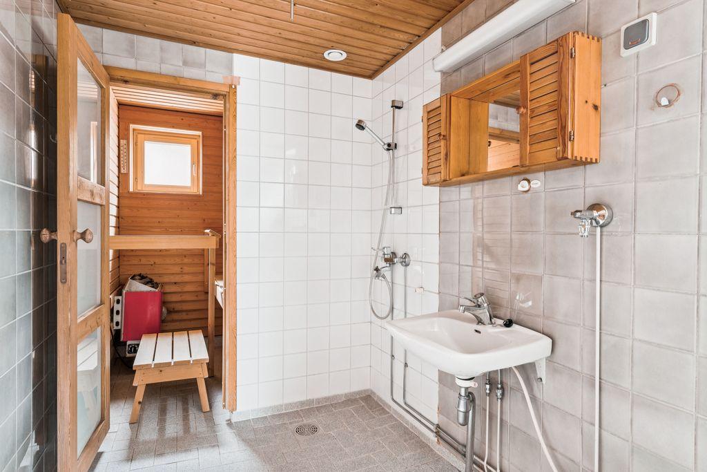 Savikkatie 1, Tikkurila, Vantaa