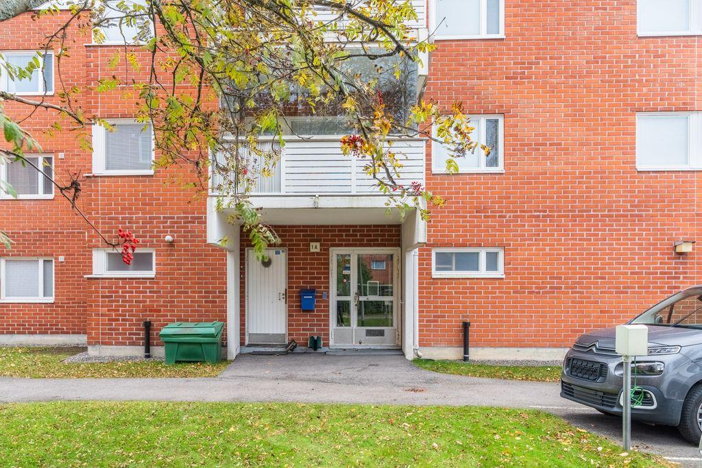 Savikkatie 1, Tikkurila, Vantaa