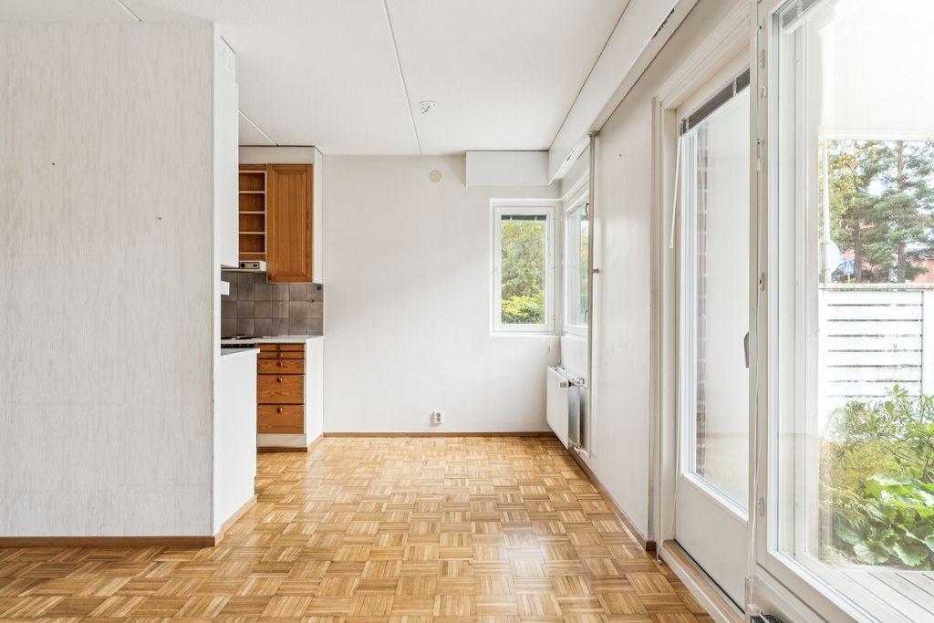 Savikkatie 1, Tikkurila, Vantaa