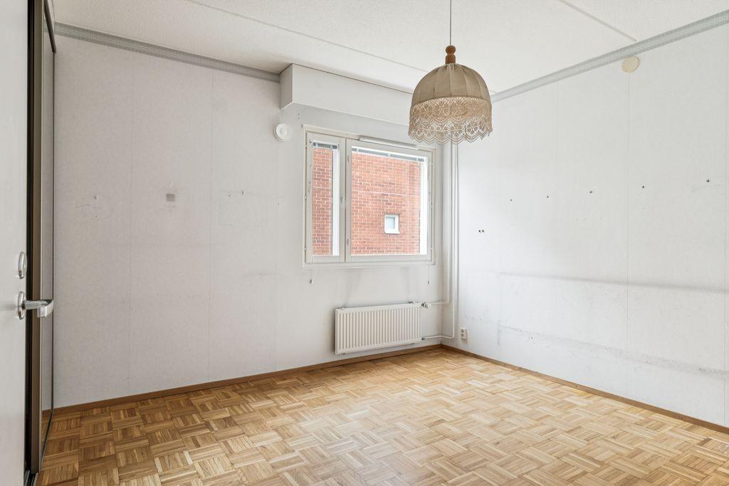 Savikkatie 1, Tikkurila, Vantaa