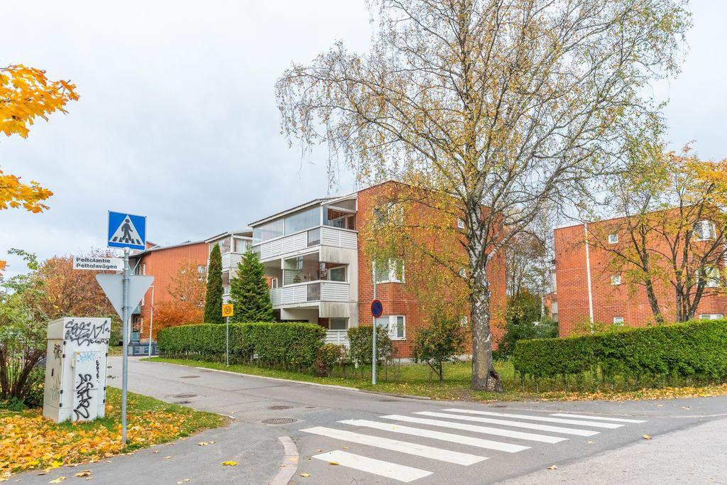 Savikkatie 1, Tikkurila, Vantaa