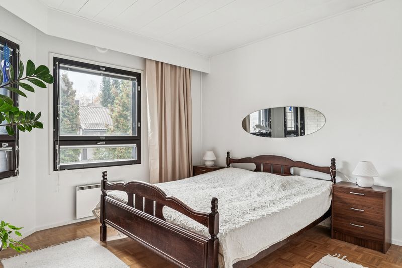 päämakuuhuone  yläkerrassa