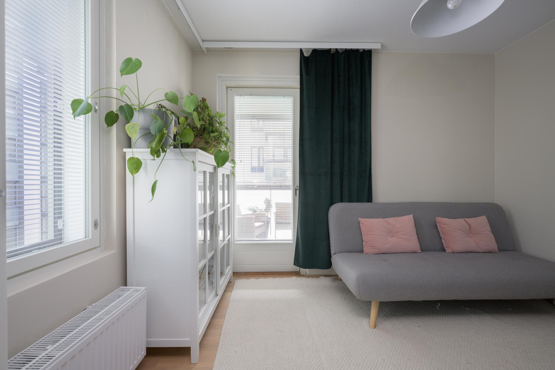 Safiirikuja 11-13, Kivistö, Vantaa