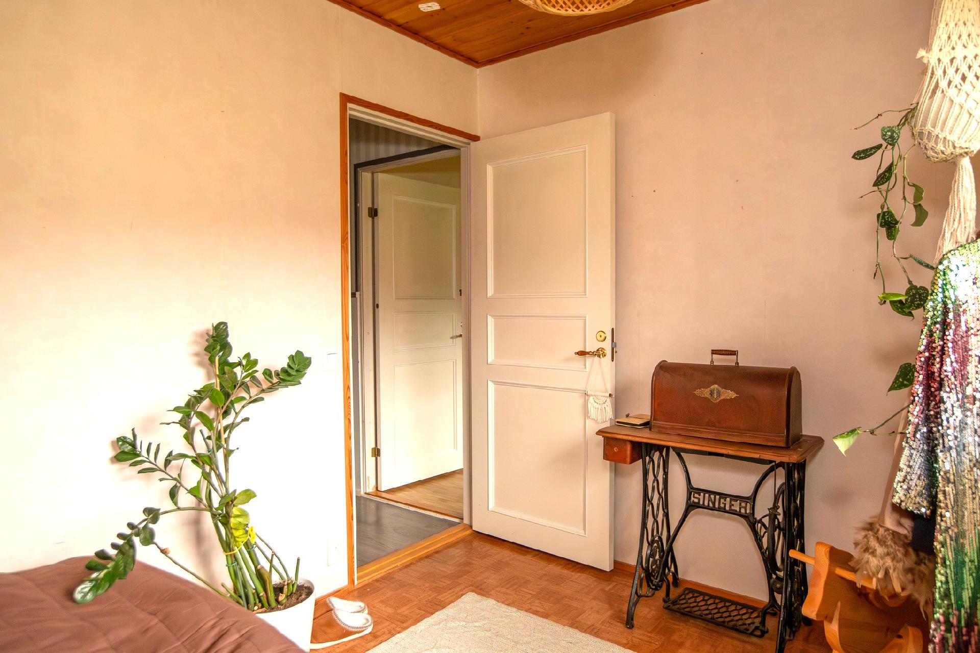 Kyntäjäntie 6, Alastaro, Loimaa