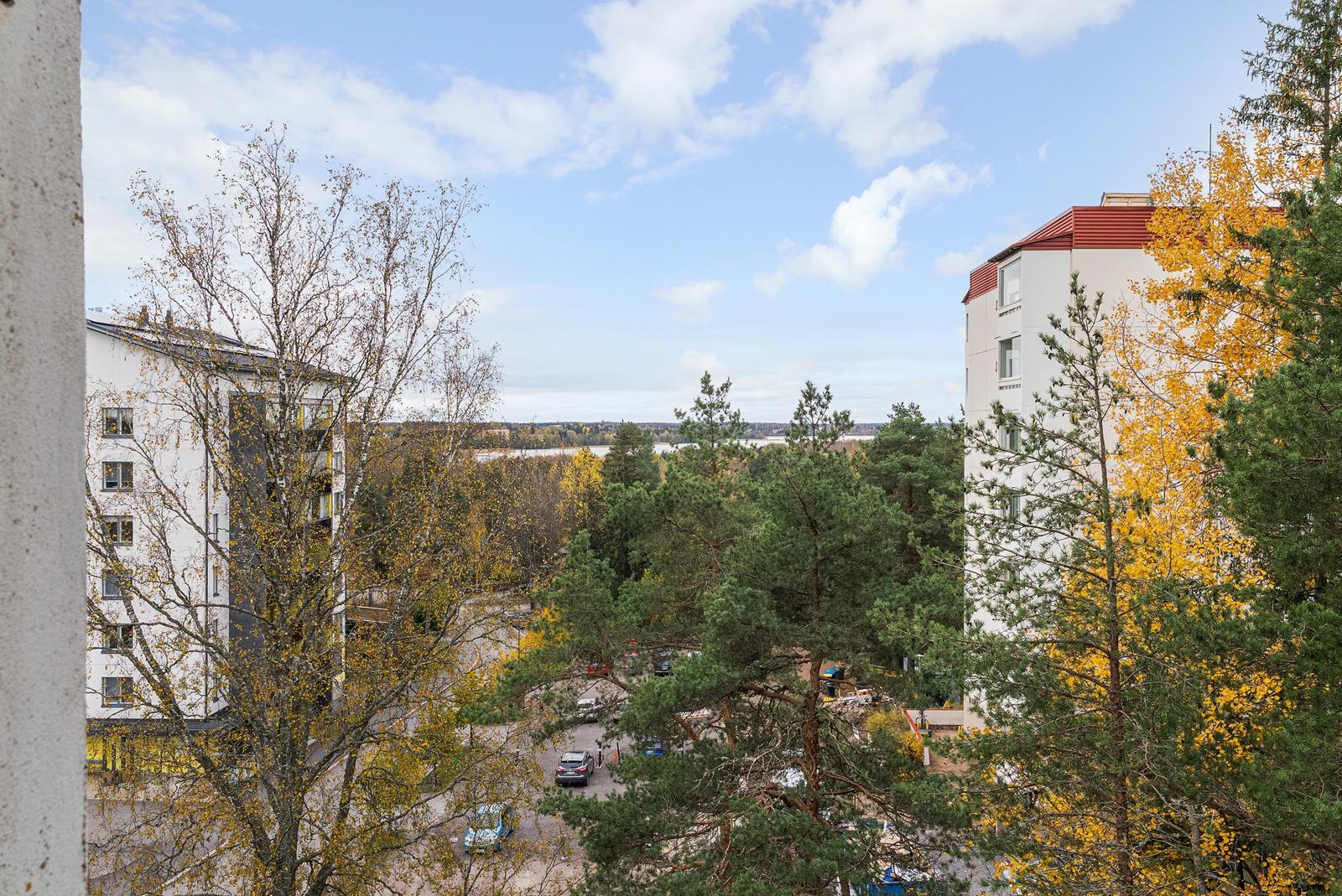 Upeat maisemat järvelle