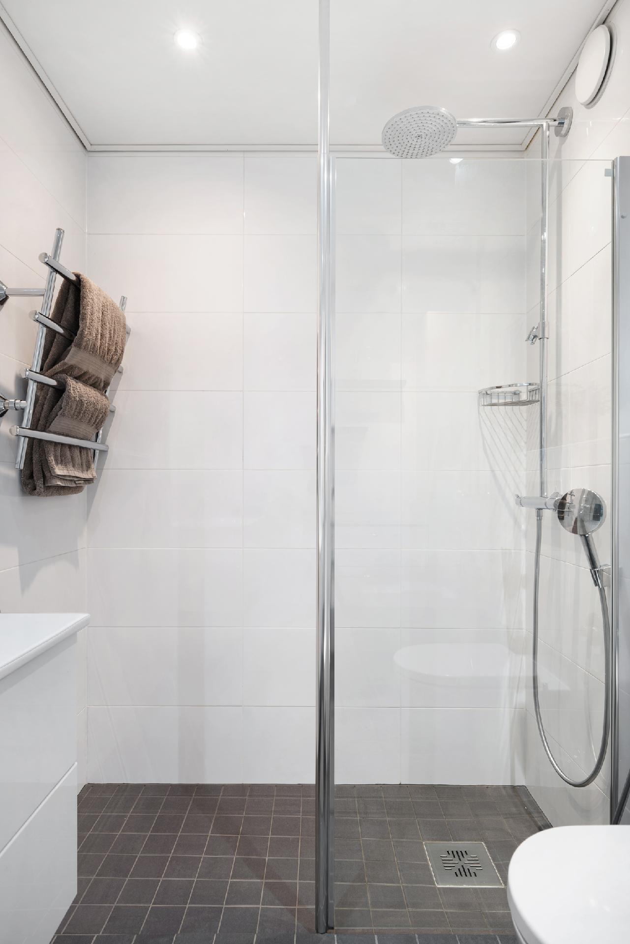 Kirkkotie 14-16, Kauniainen