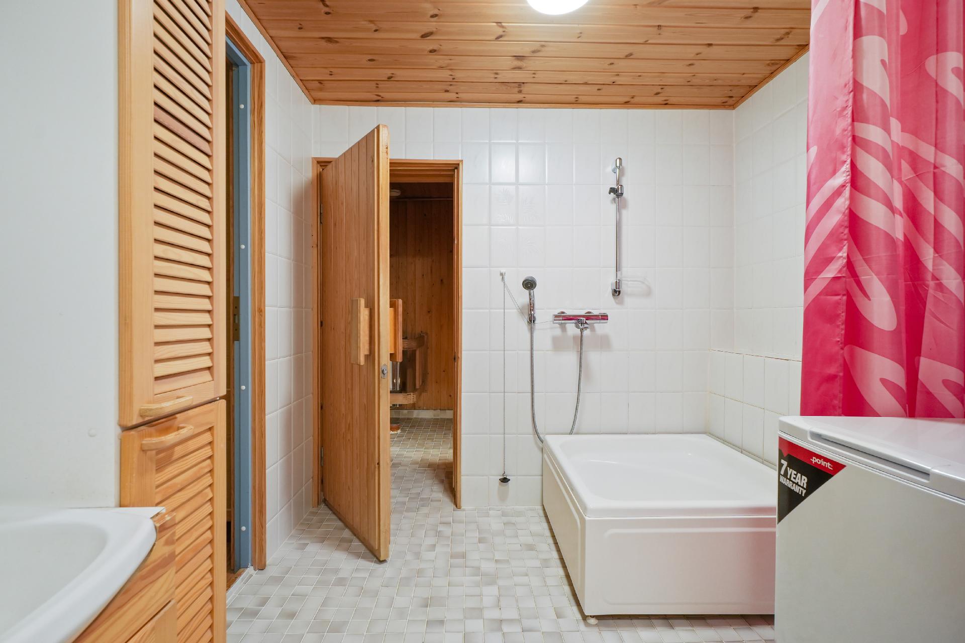 Nurmelantie 3, Uramo, Riihimäki