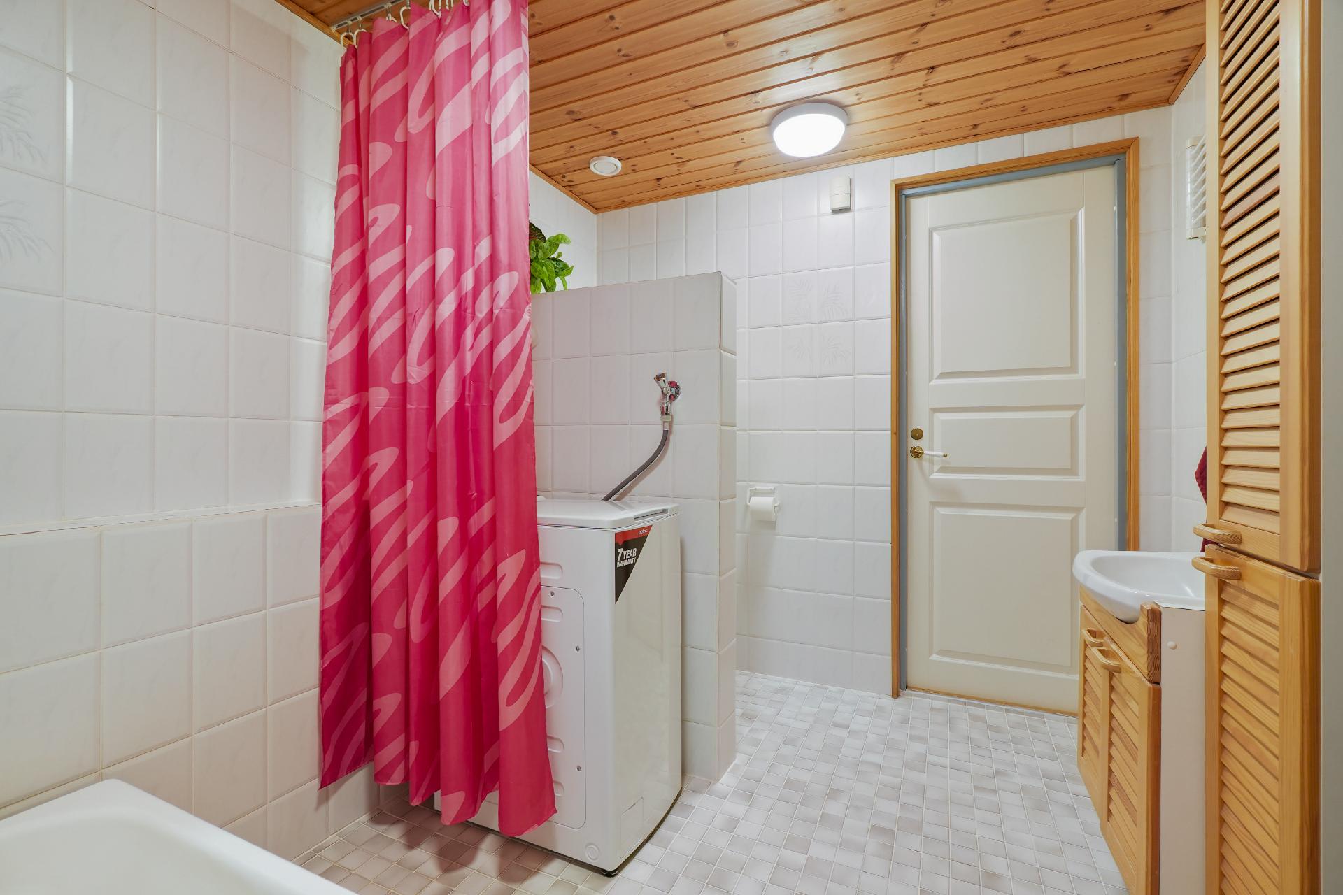 Nurmelantie 3, Uramo, Riihimäki