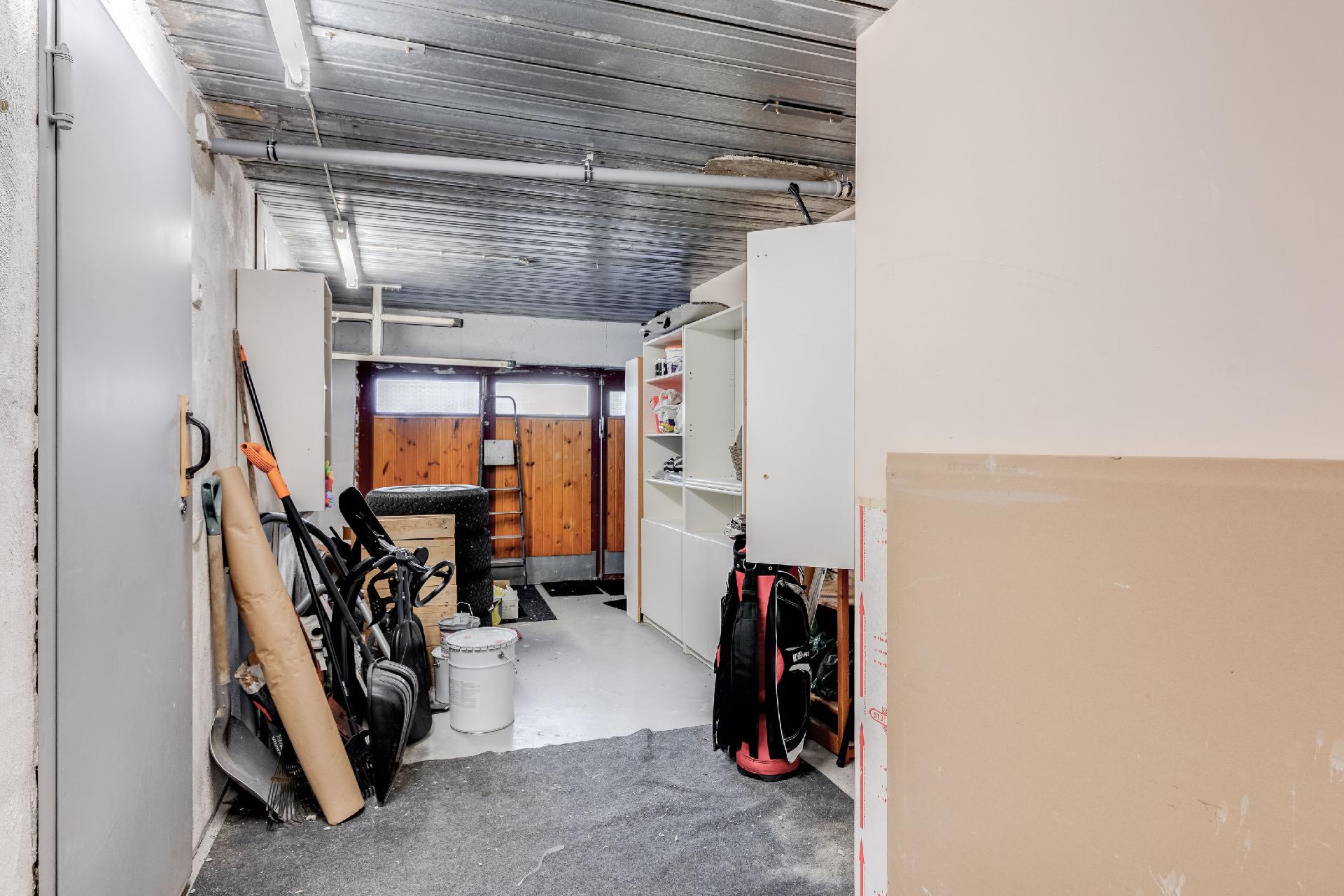 Tuohuskuja 8, Paloheinä, Helsinki