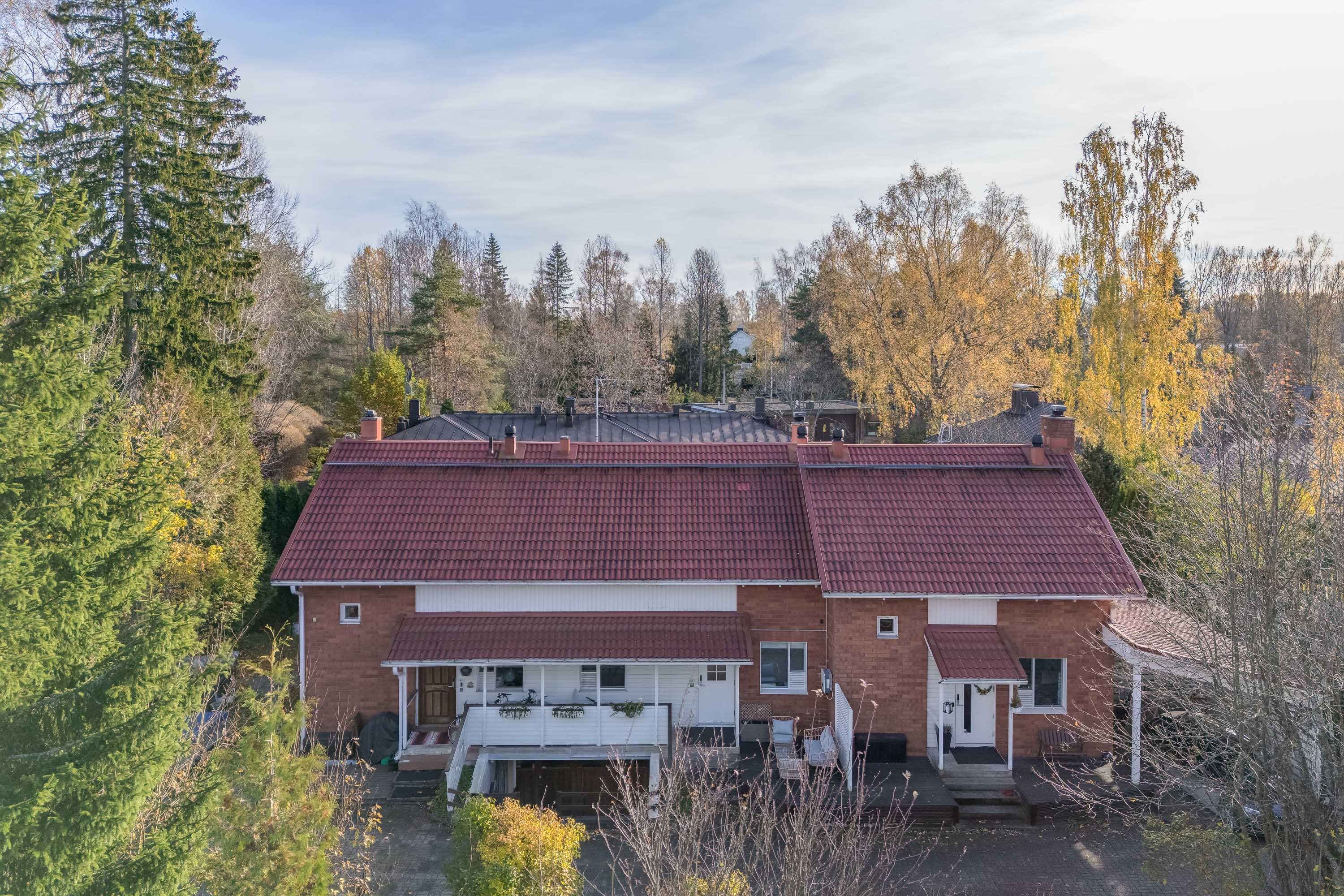 Tuohuskuja 8, Paloheinä, Helsinki