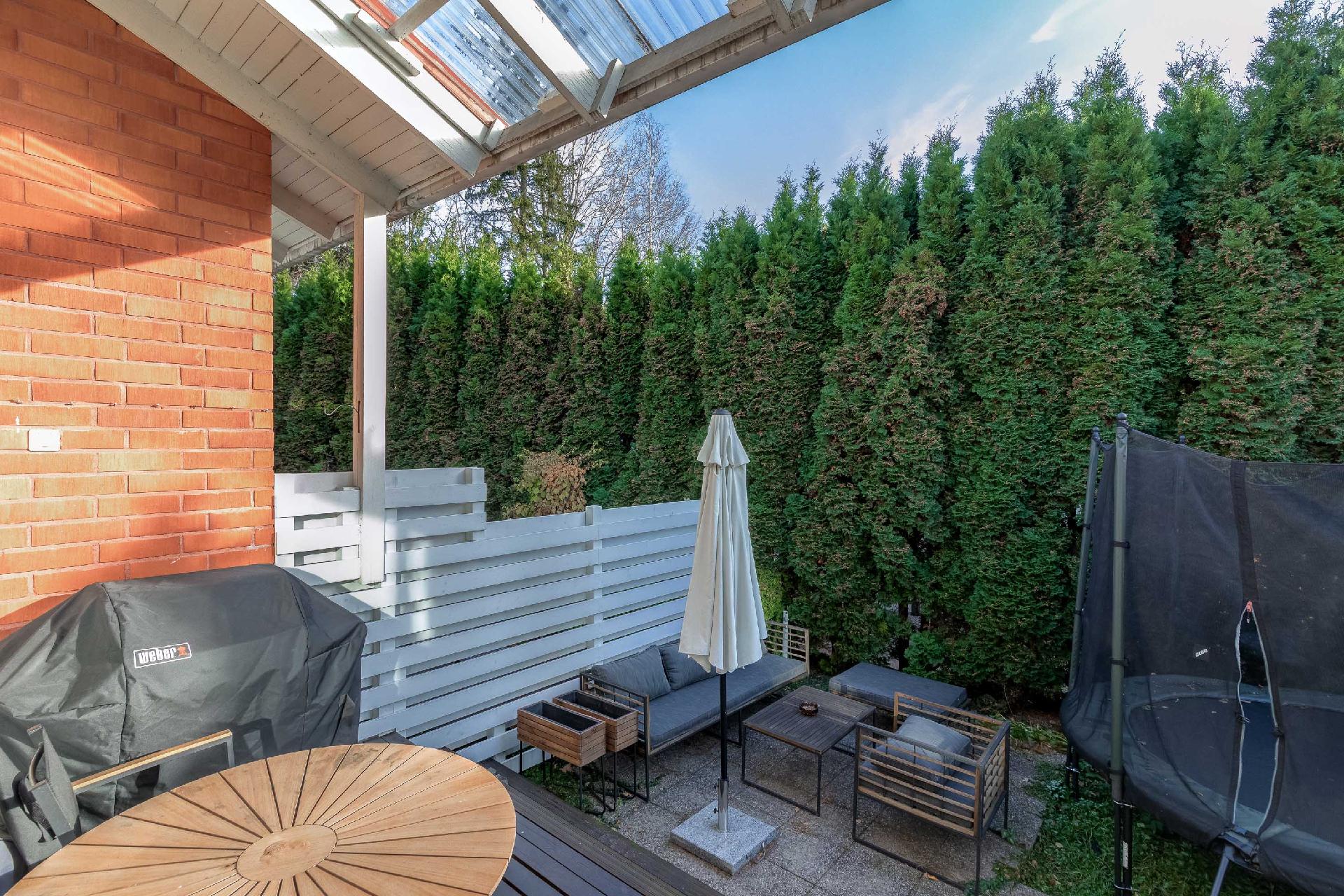 Tuohuskuja 8, Paloheinä, Helsinki