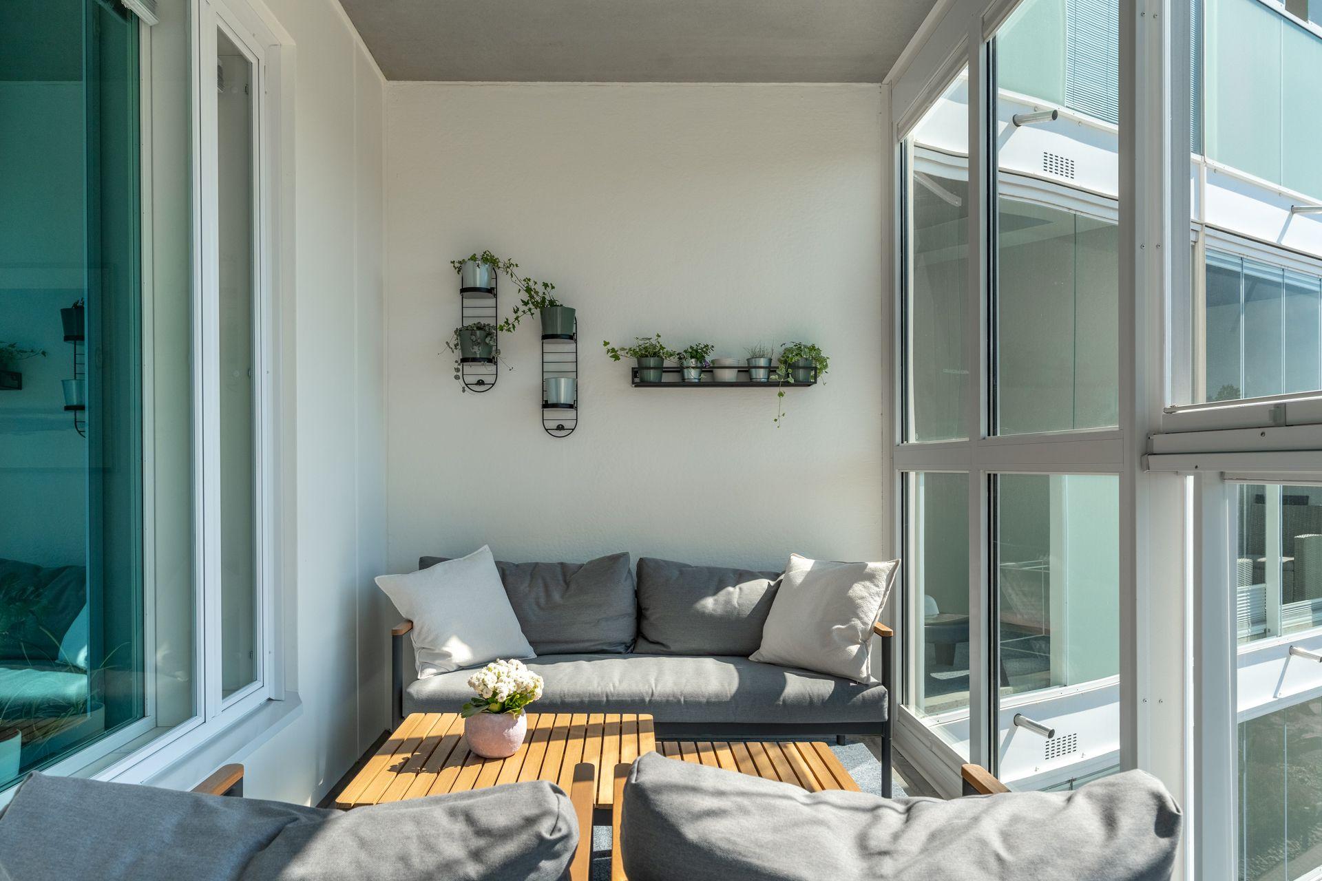 Ruutikellarintie 8, Mäkkylä, Espoo