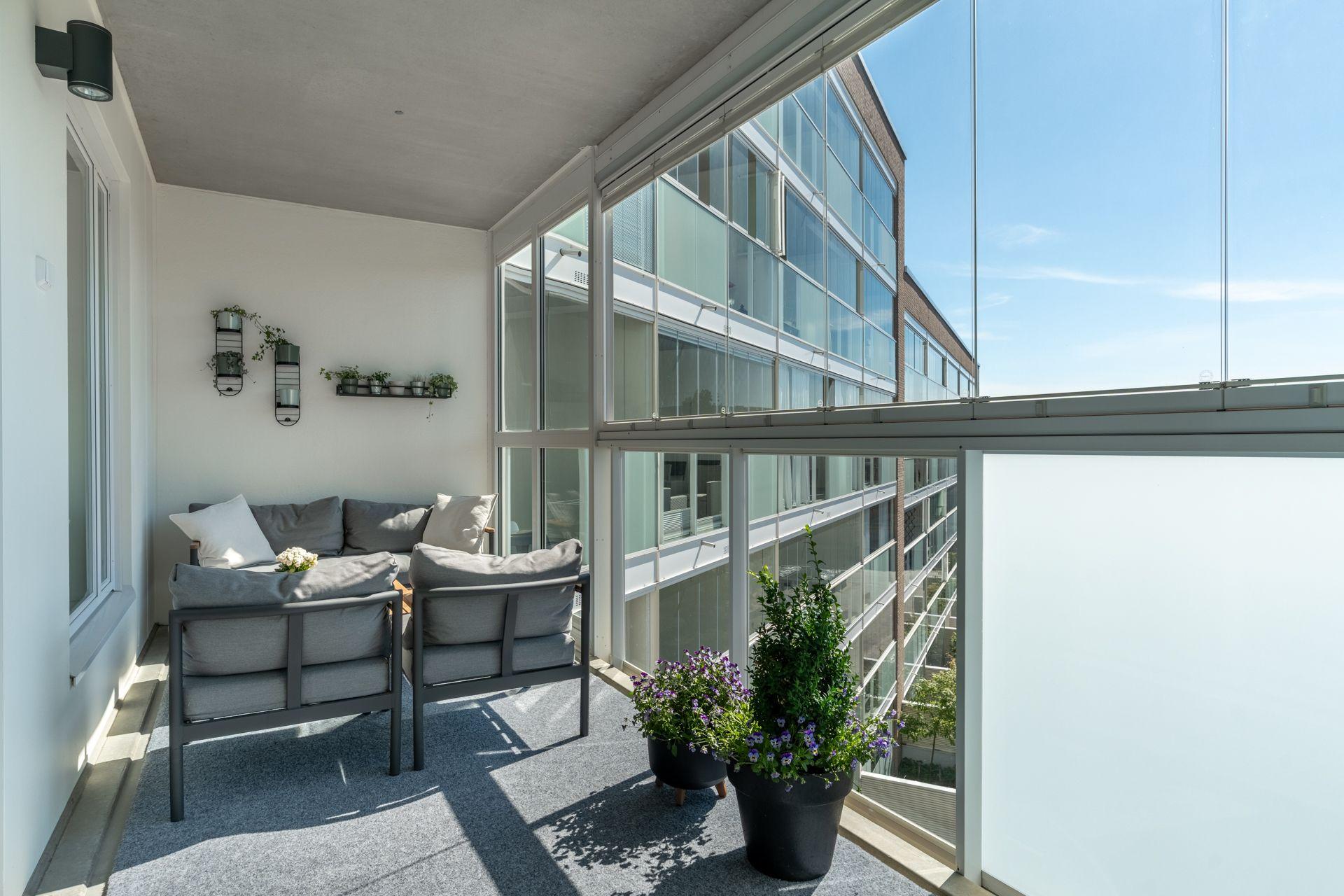 Ruutikellarintie 8, Mäkkylä, Espoo