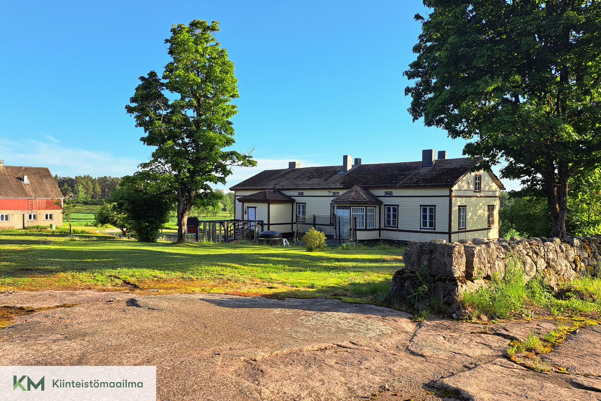 Myyjän ottama kesäkuva