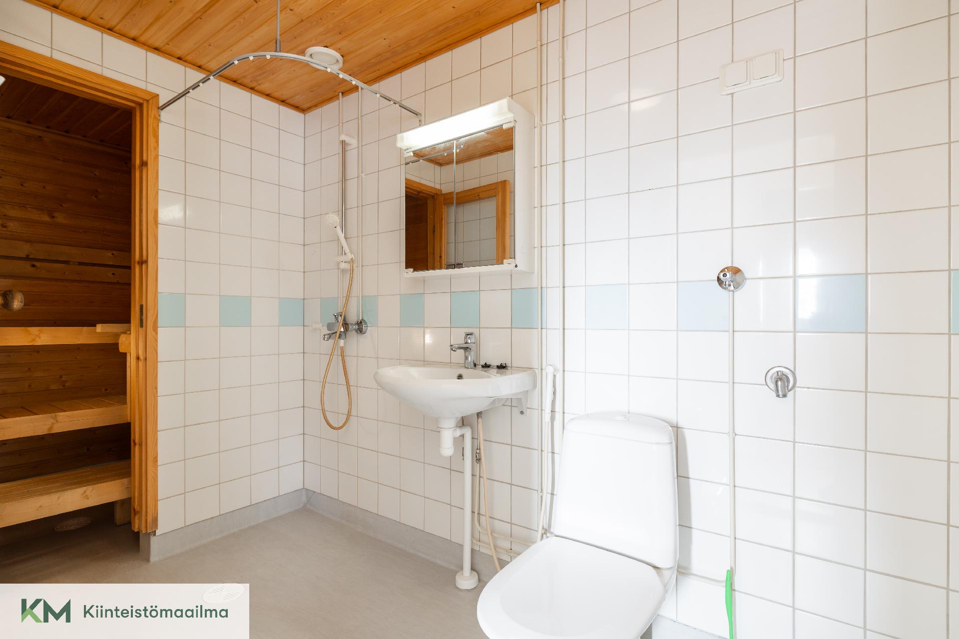 Itätie 8, Virojoki, Virolahti