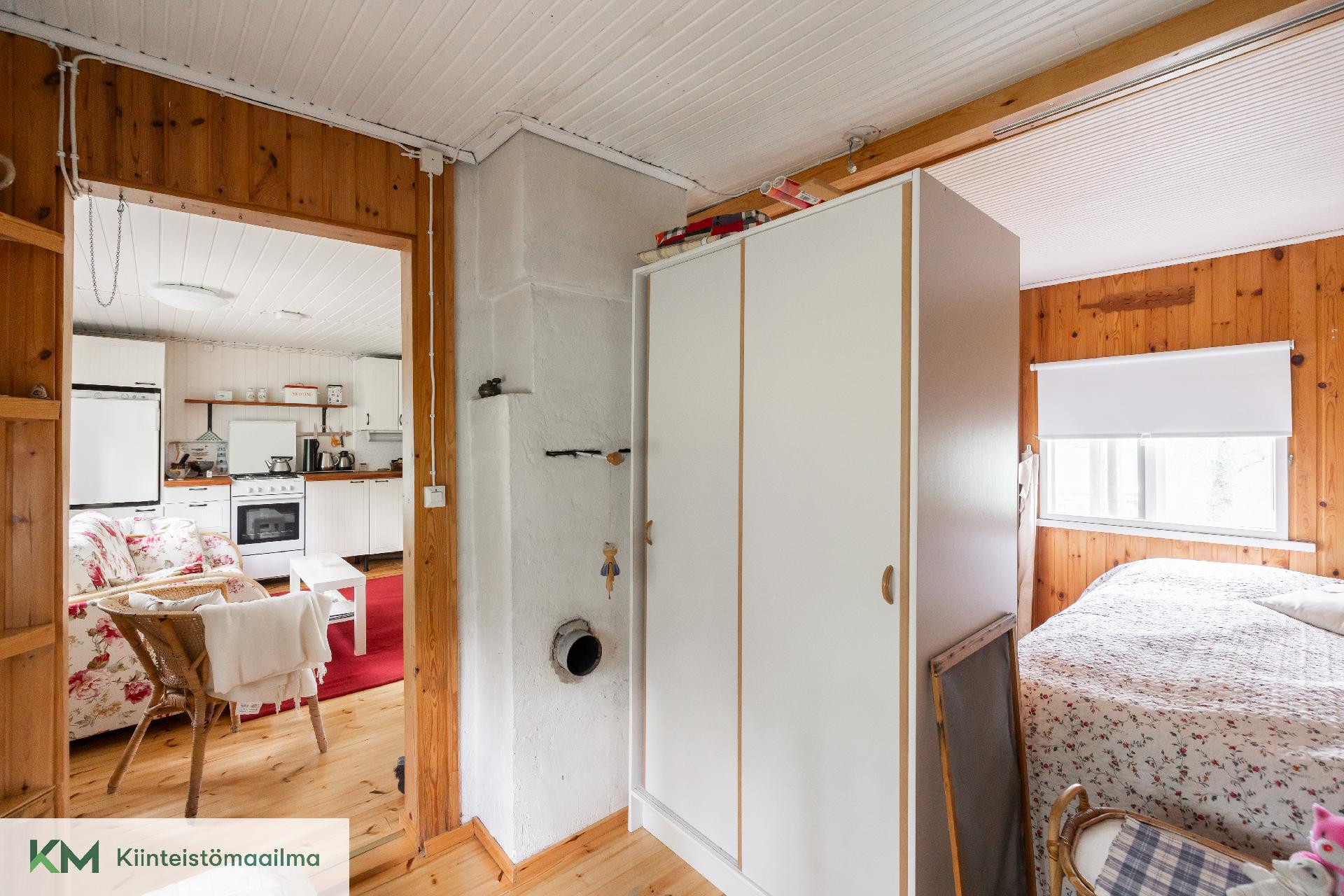 Salminlaatit 133, Neuvoton, Hamina