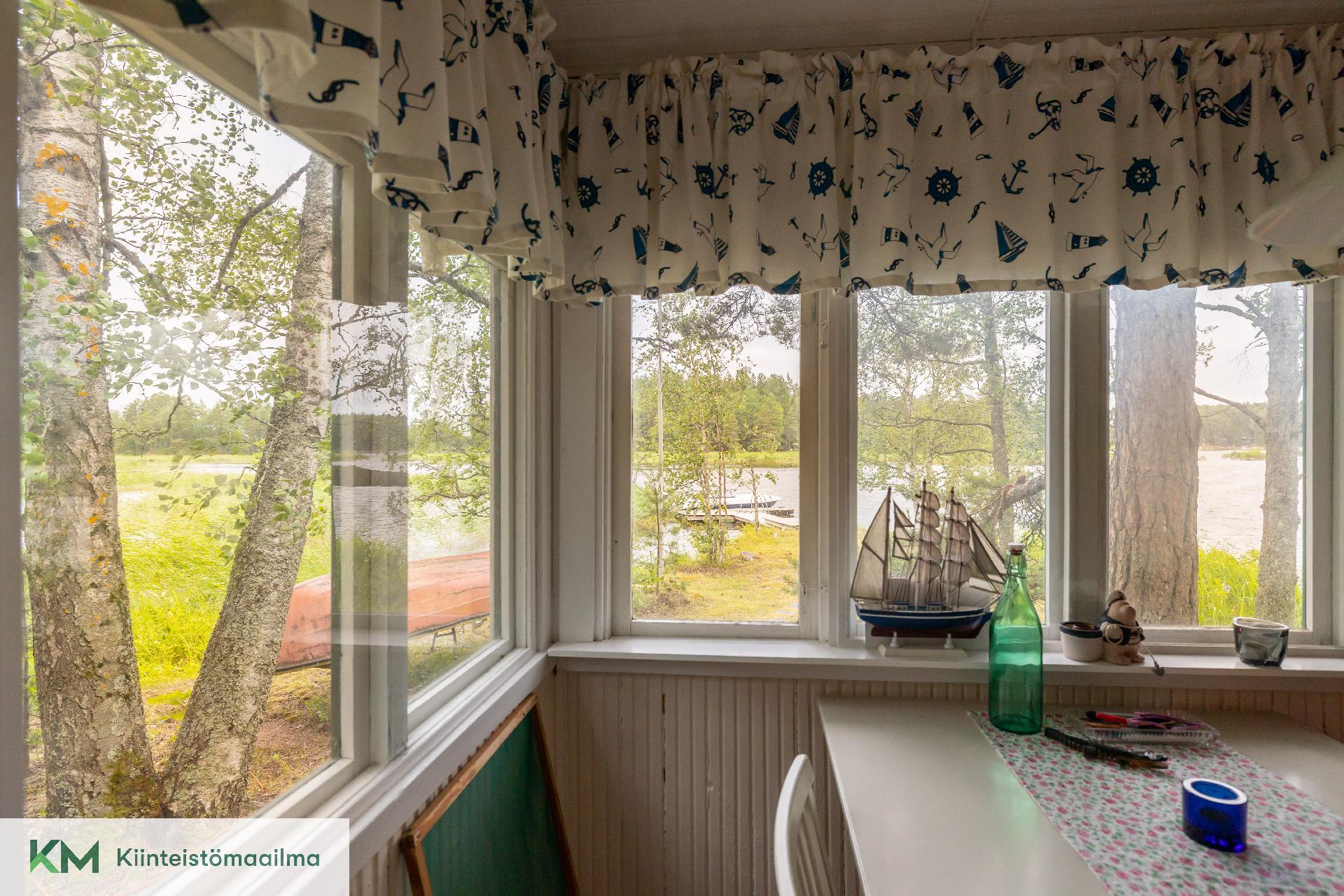 Salminlaatit 133, Neuvoton, Hamina