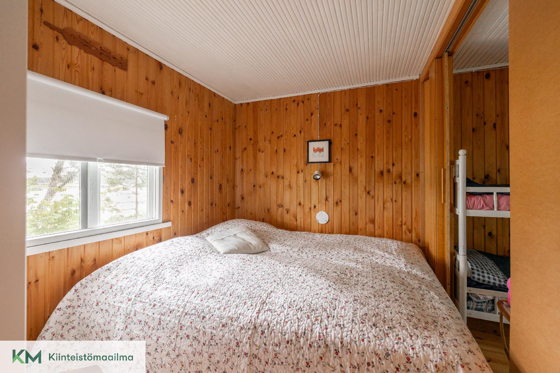 Salminlaatit 133, Neuvoton, Hamina