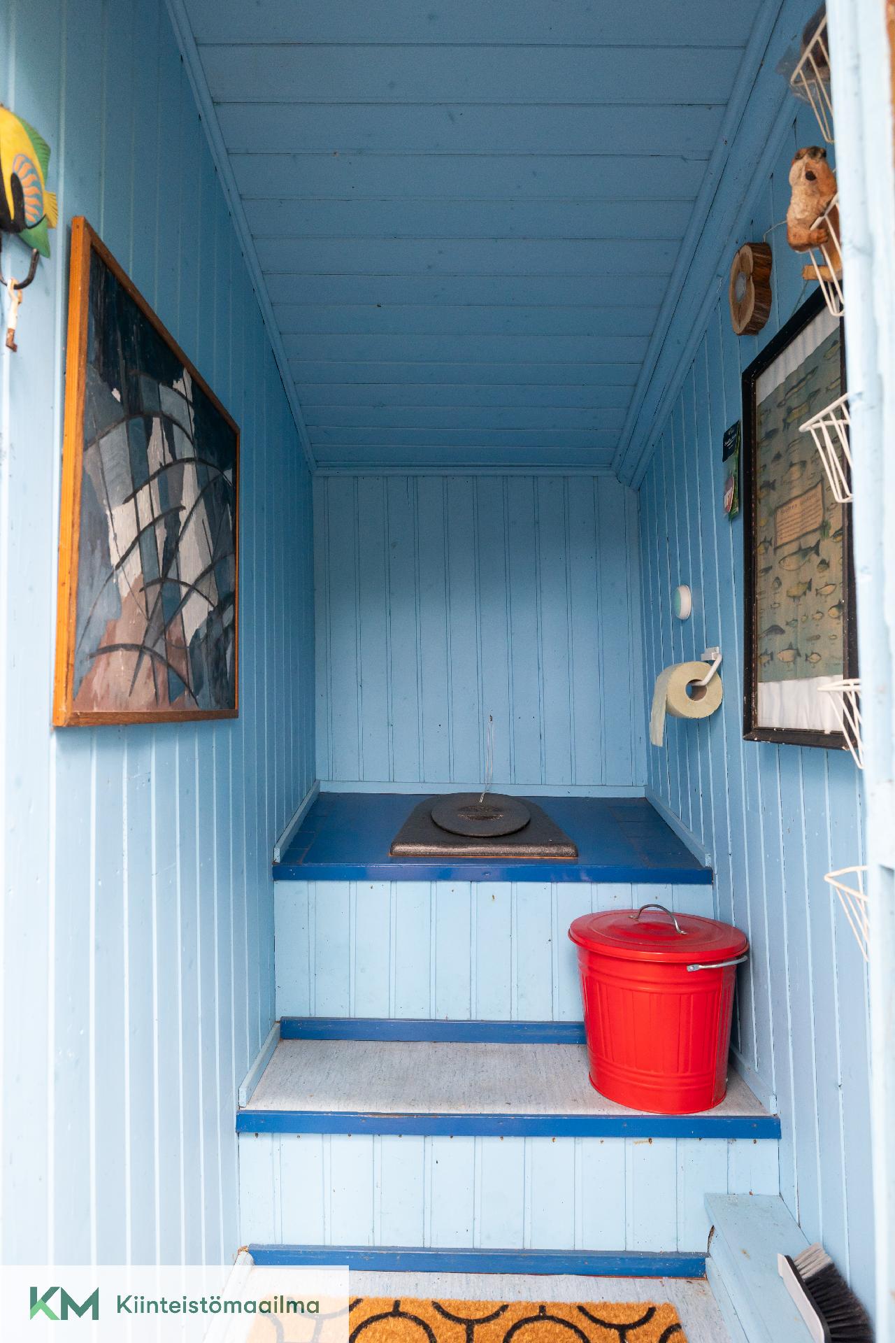 Salminlaatit 133, Neuvoton, Hamina