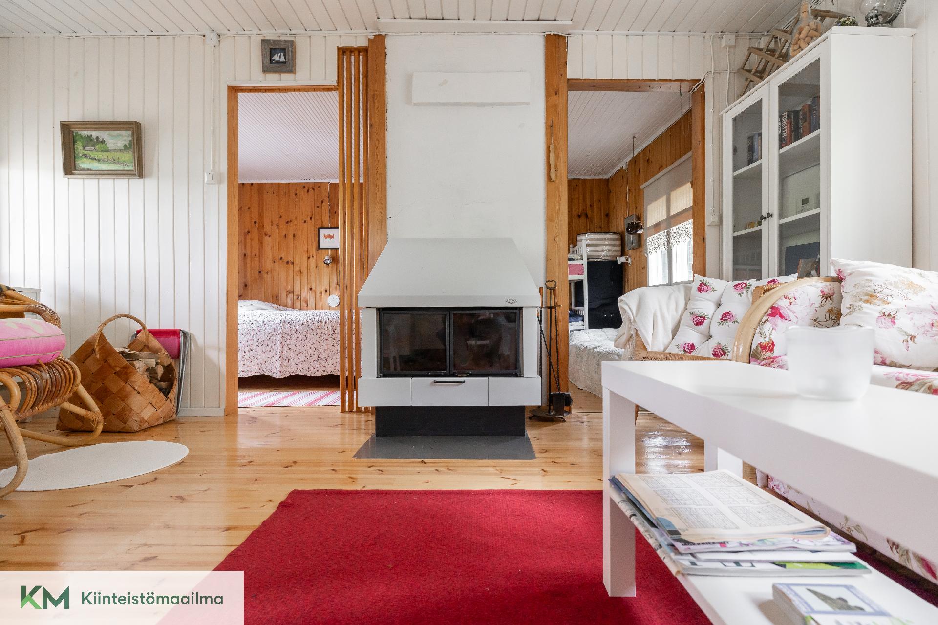 Salminlaatit 133, Neuvoton, Hamina