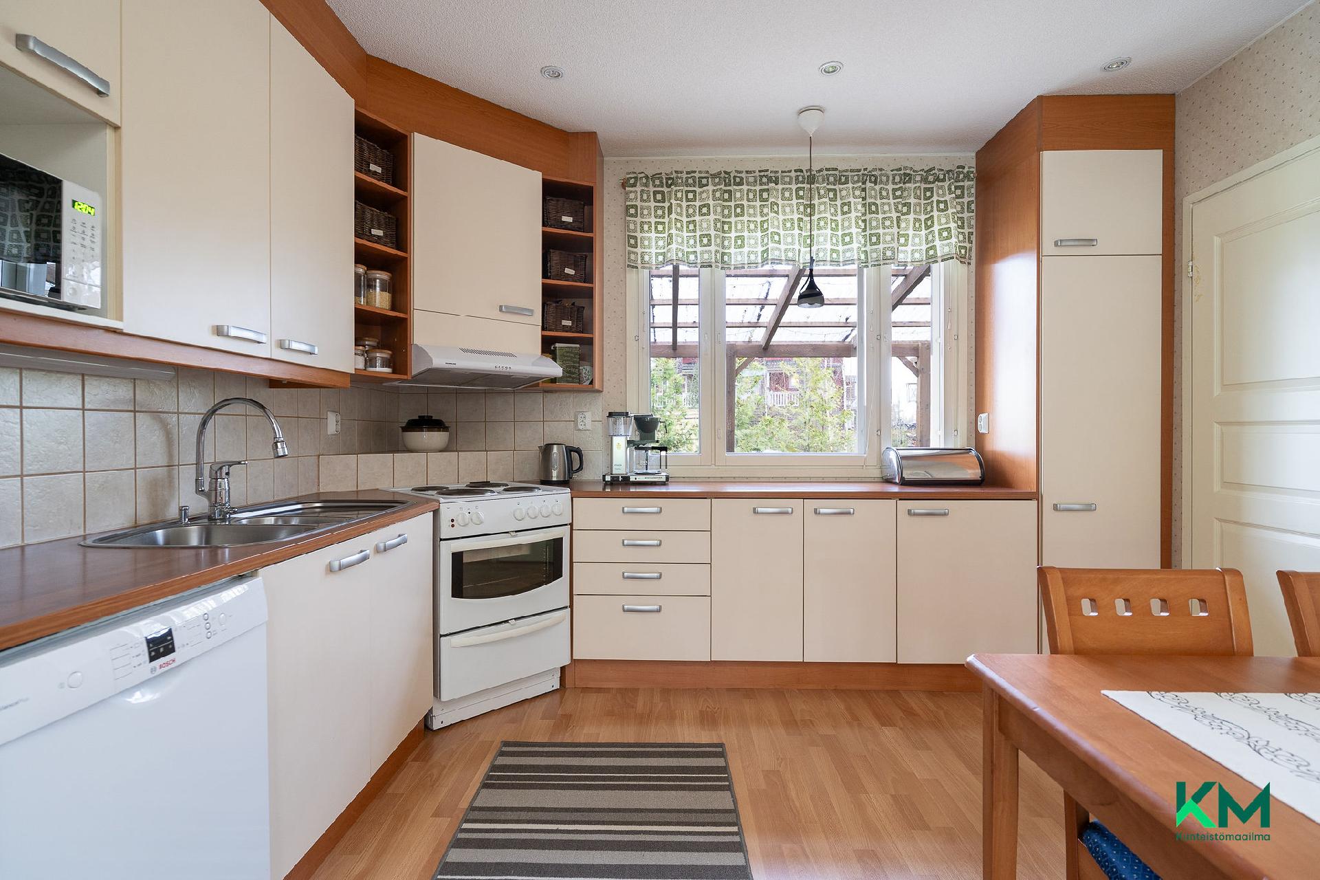 Kankaantie 8, Sahalahti, Kangasala