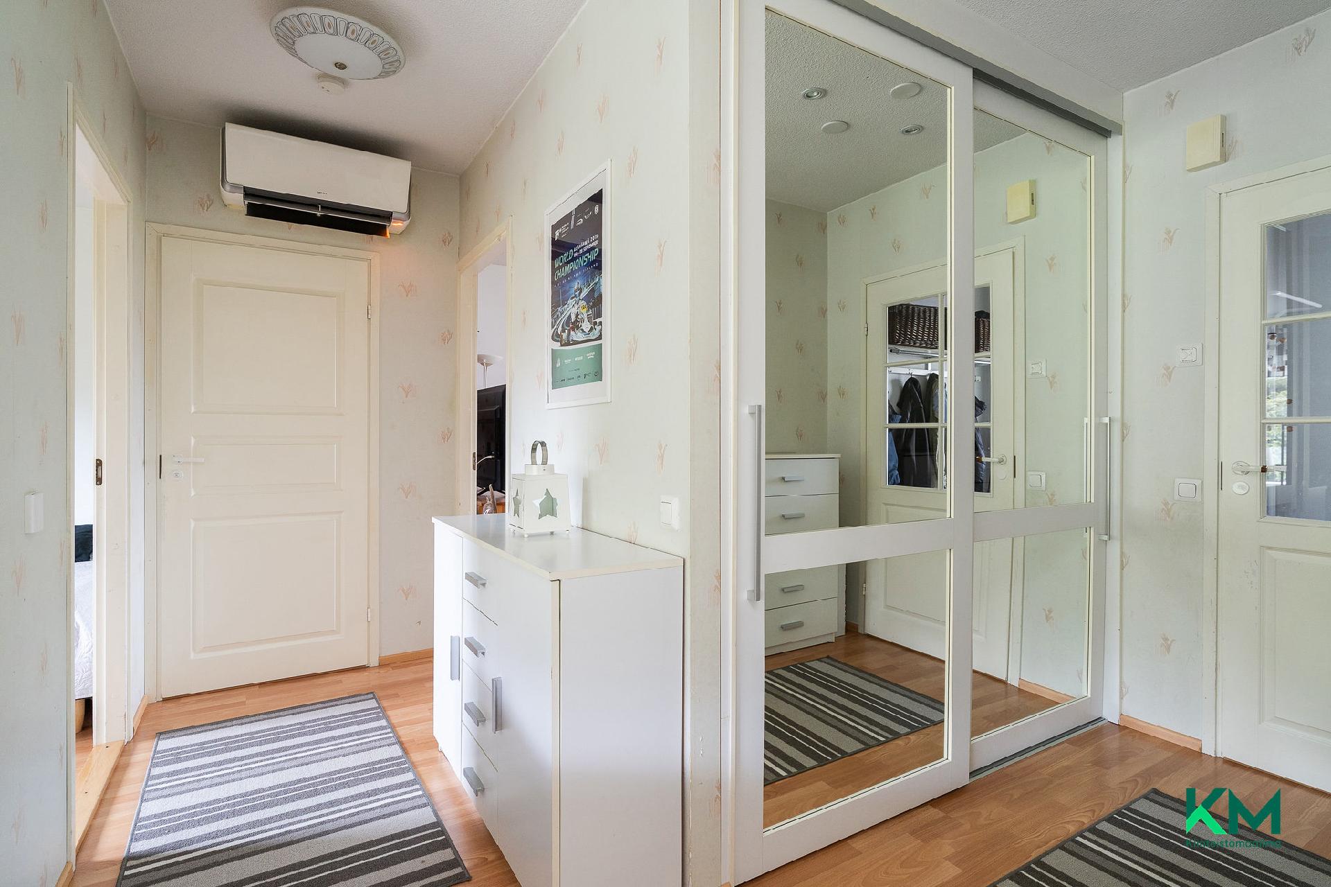 Kankaantie 8, Sahalahti, Kangasala