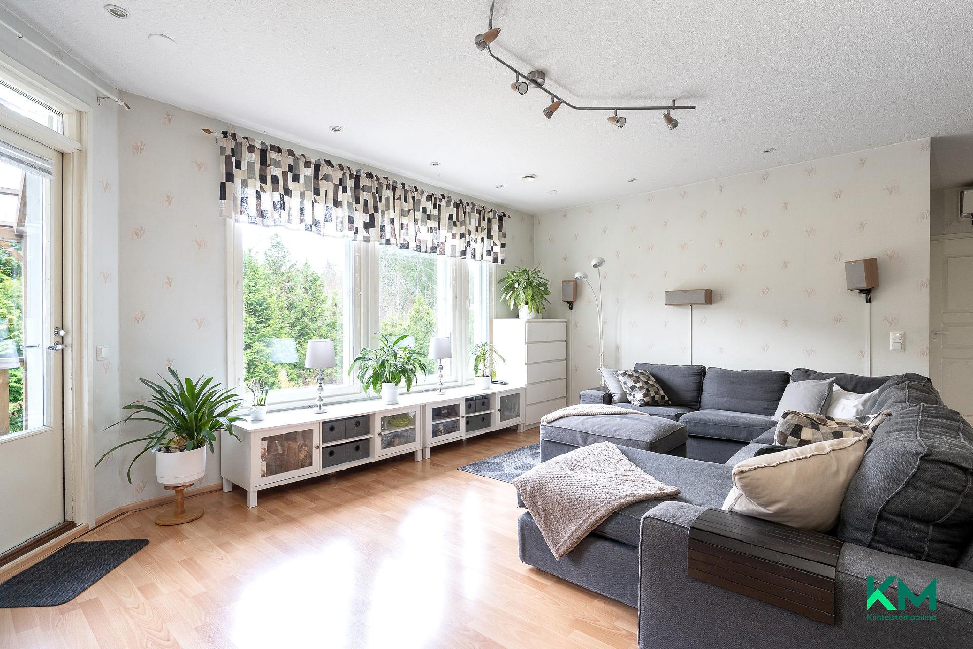 Kankaantie 8, Sahalahti, Kangasala