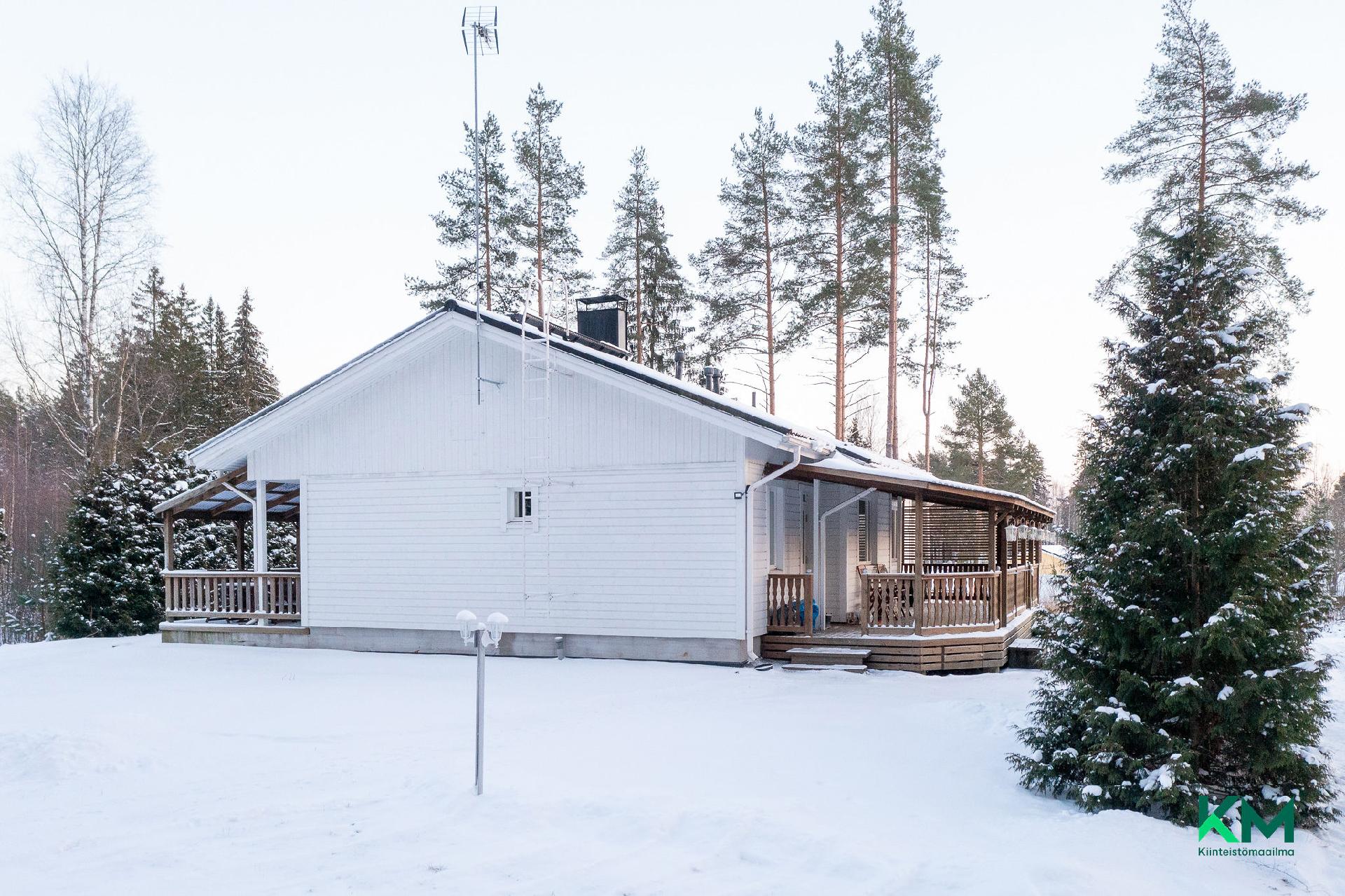 Kankaantie 8, Sahalahti, Kangasala