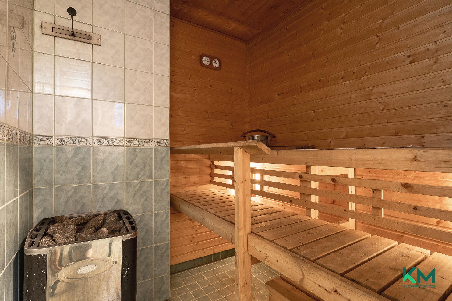 Kankaantie 8, Sahalahti, Kangasala