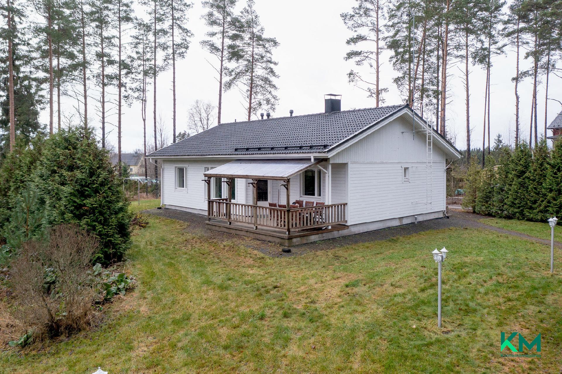 Kankaantie 8, Sahalahti, Kangasala