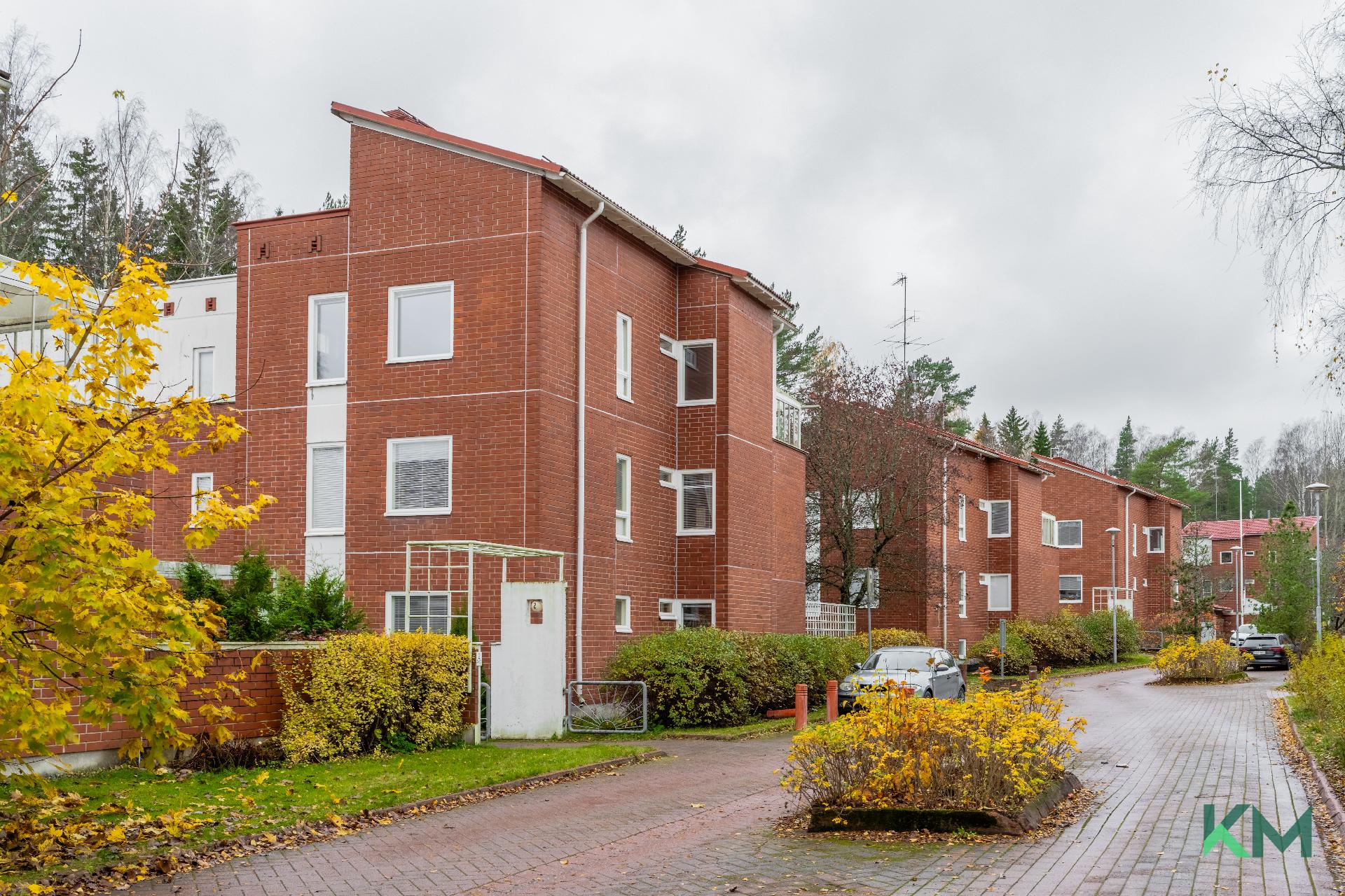 Myllärintanhua 2, Myllypuro, Helsinki