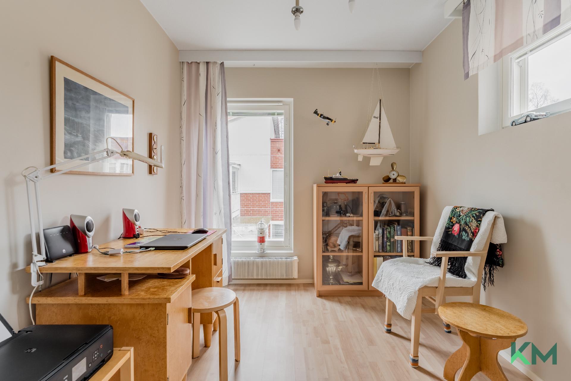 Myllärintanhua 2, Myllypuro, Helsinki