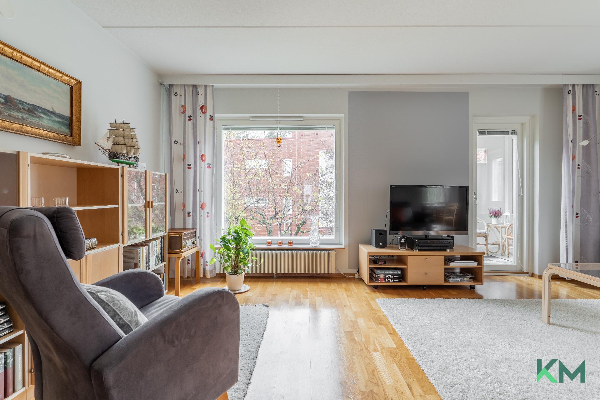 Myllärintanhua 2, Myllypuro, Helsinki