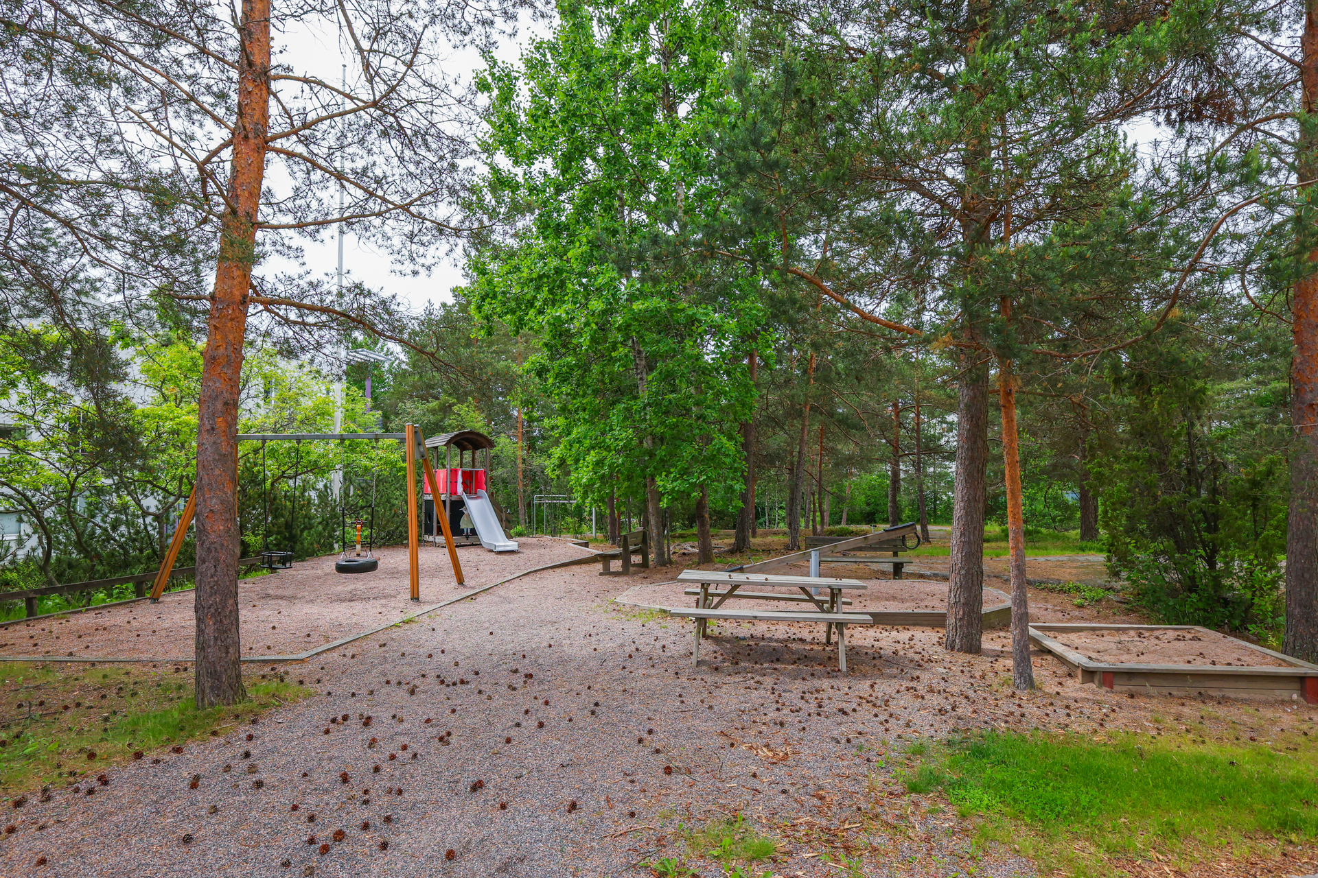 Kyyhkysmäki 22, Lintuvaara, Espoo