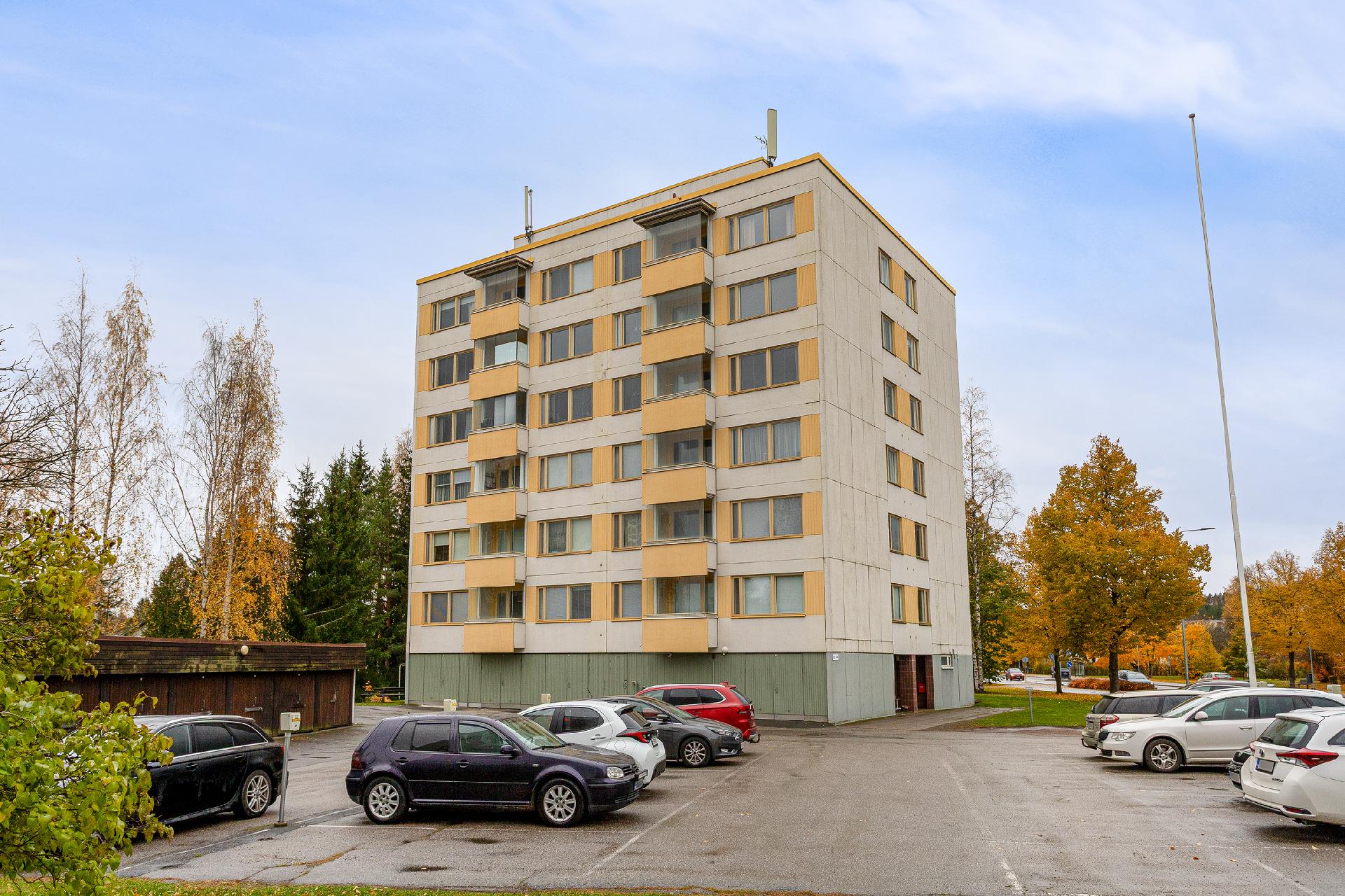 Valtakatu 62-64, Kuusankoski, Kouvola