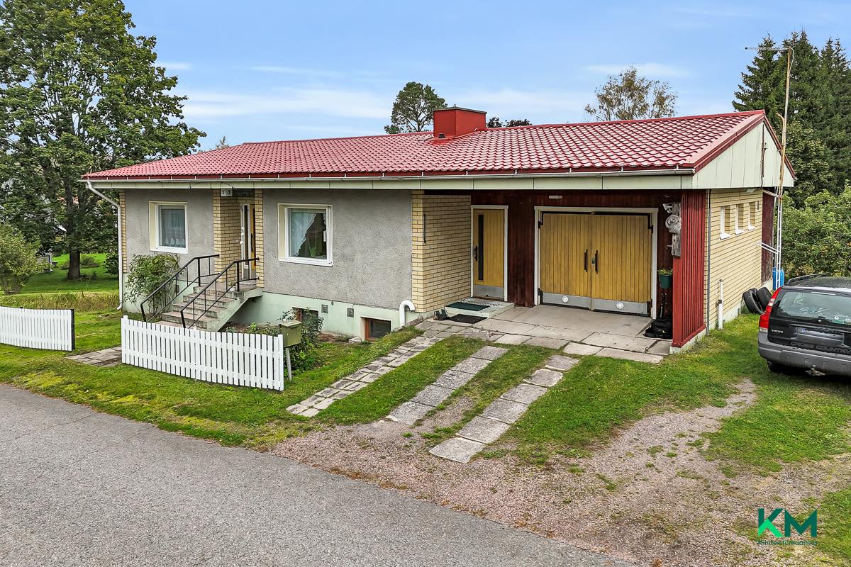 Postimestarinkatu 3, Karjaa, Raasepori