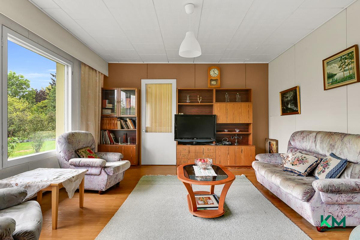 Postimestarinkatu 3, Karjaa, Raasepori