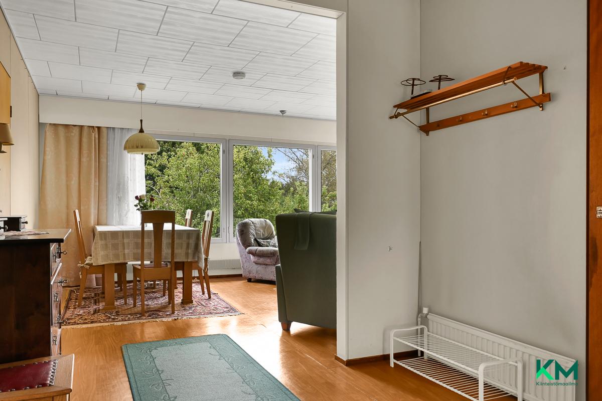 Postimestarinkatu 3, Karjaa, Raasepori