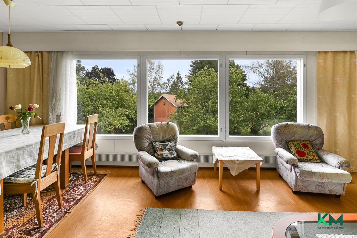 Postimestarinkatu 3, Karjaa, Raasepori