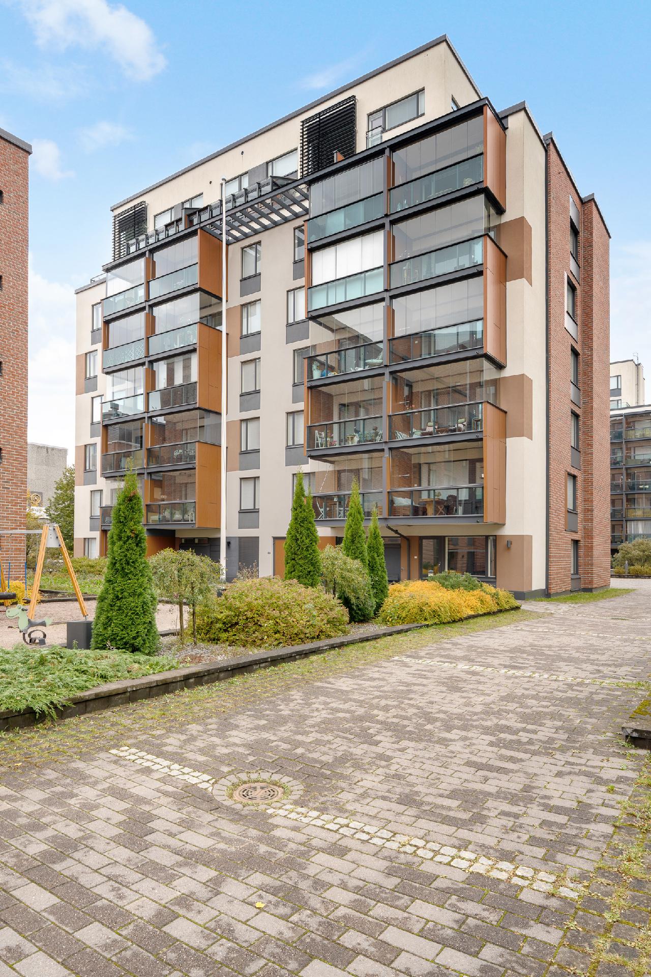 Melkonkatu 21a, Lauttasaari, Helsinki