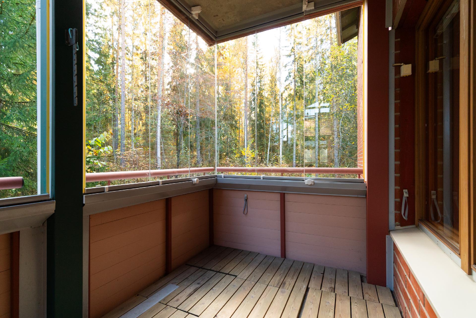 Kolmospesänkatu 5, Kuokkala, Jyväskylä