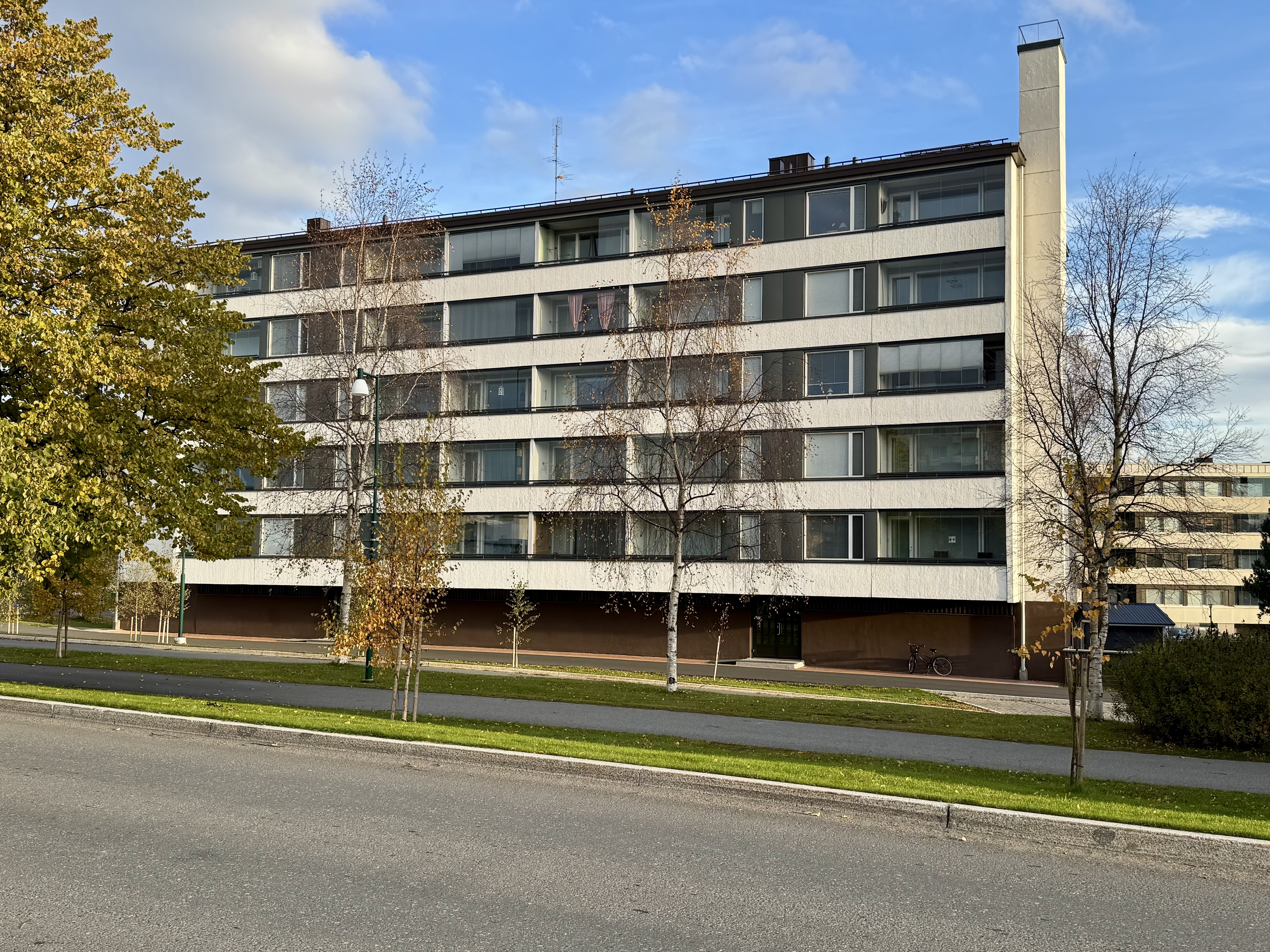 Julkisivu