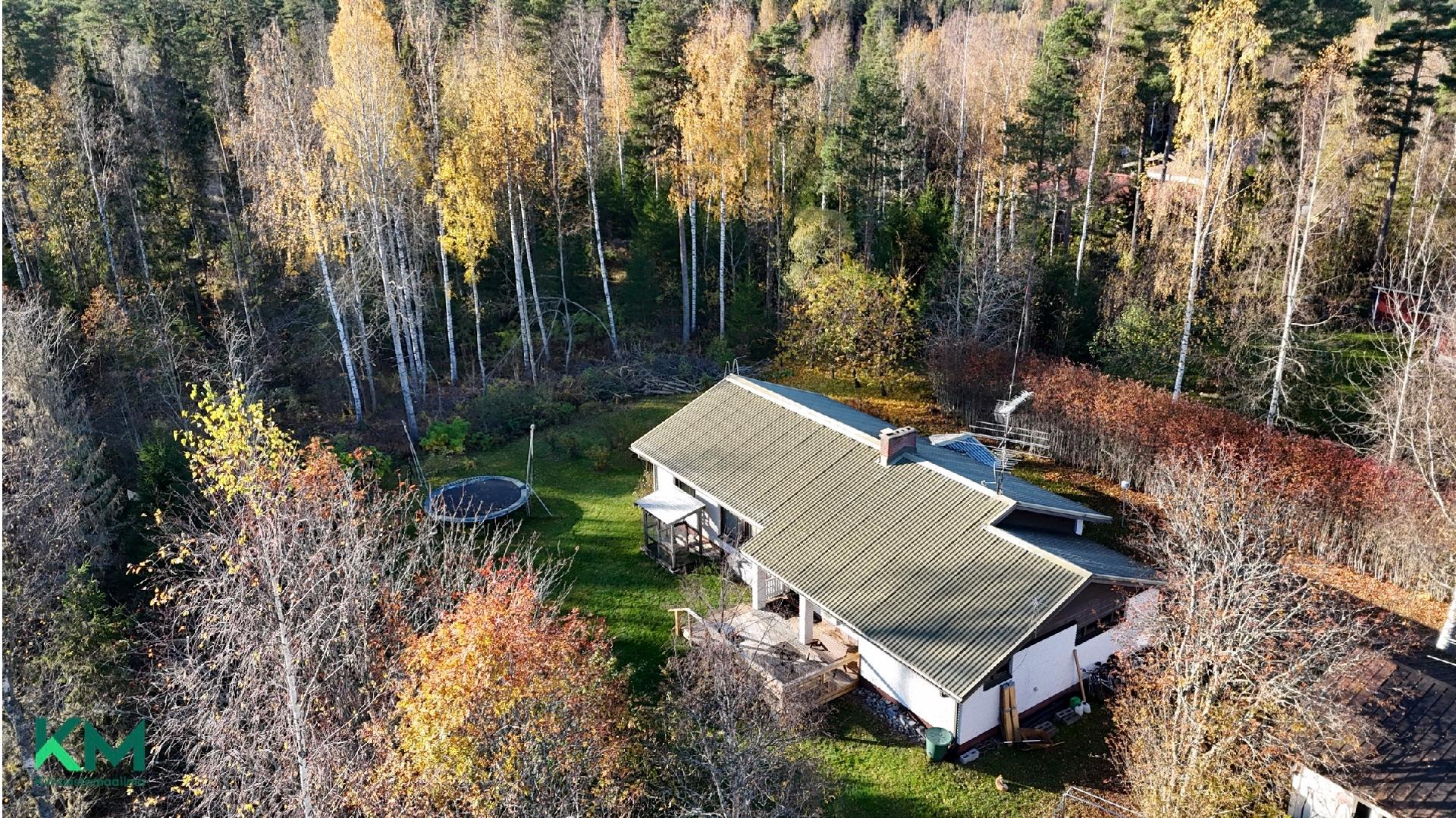 Kalliotie 11, Veikkaala, Mustasaari