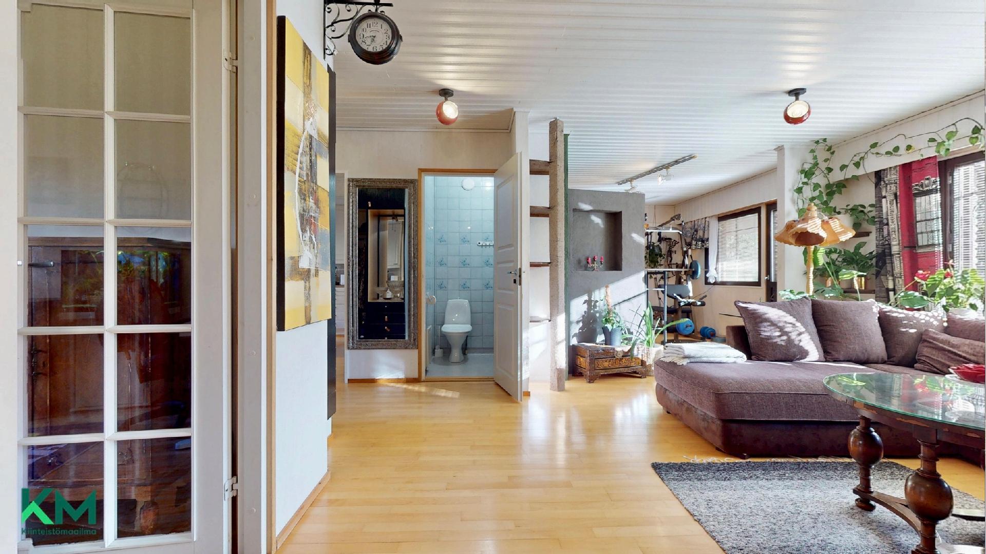 Kalliotie 11, Veikkaala, Mustasaari