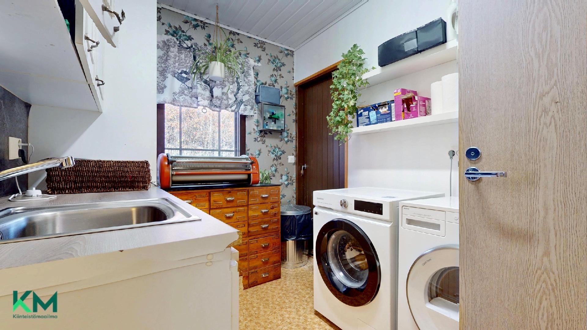 Kalliotie 11, Veikkaala, Mustasaari