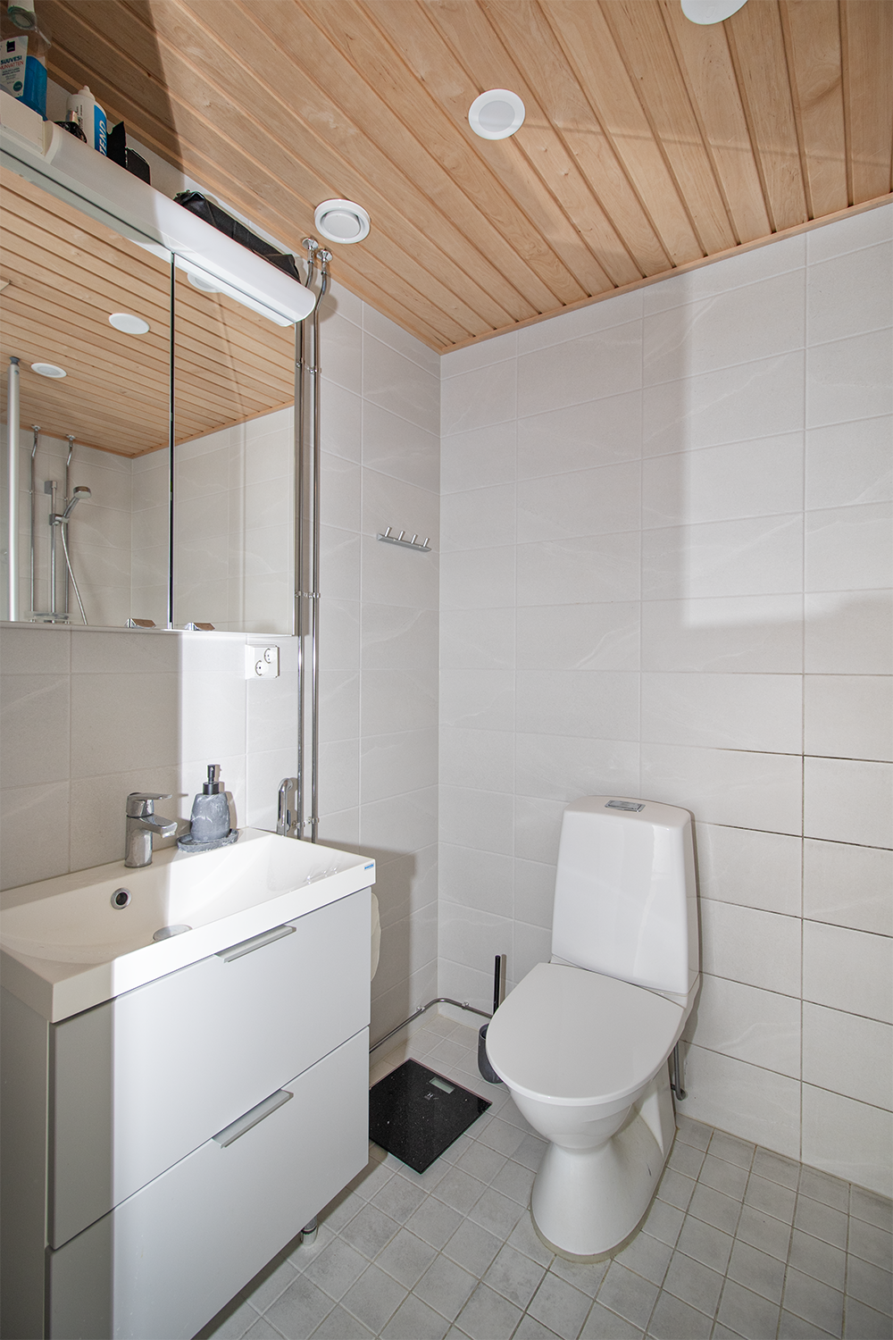 Hiihtäjäntie 9, Puijonlaakso, Kuopio