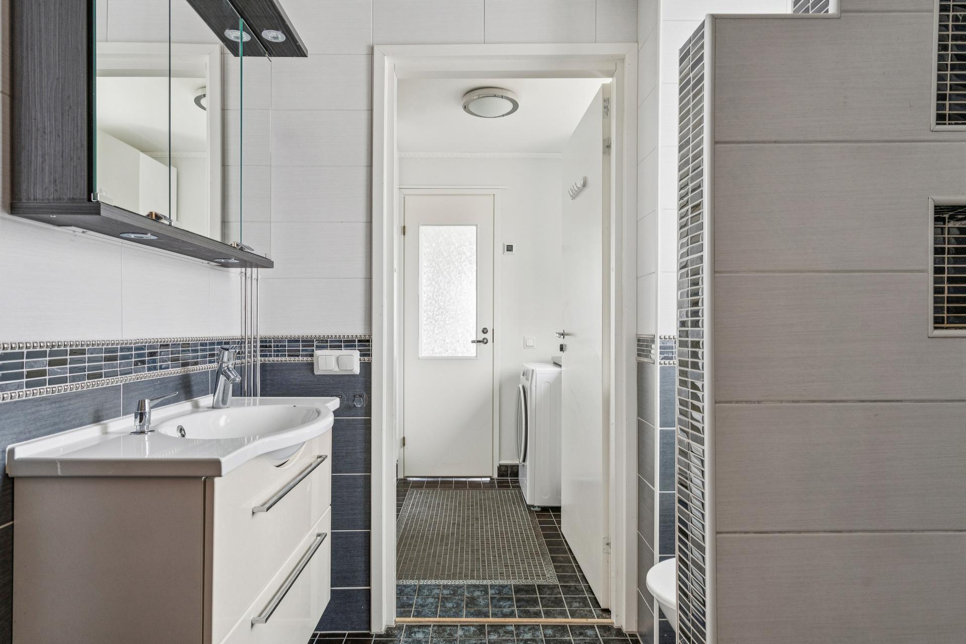 Huvilinnantie 5, Leppävaara, Espoo