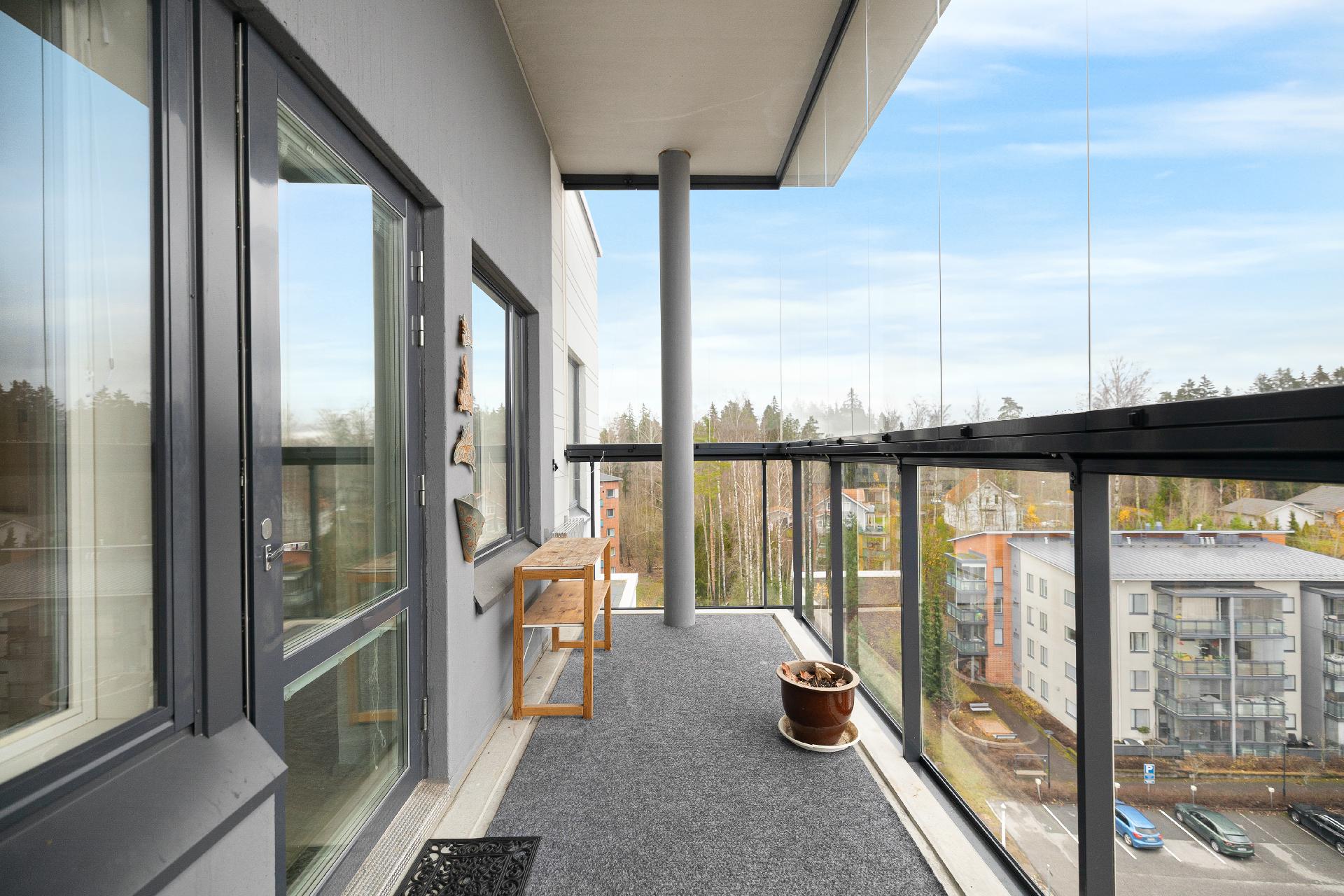 Iso lasitettu parveke