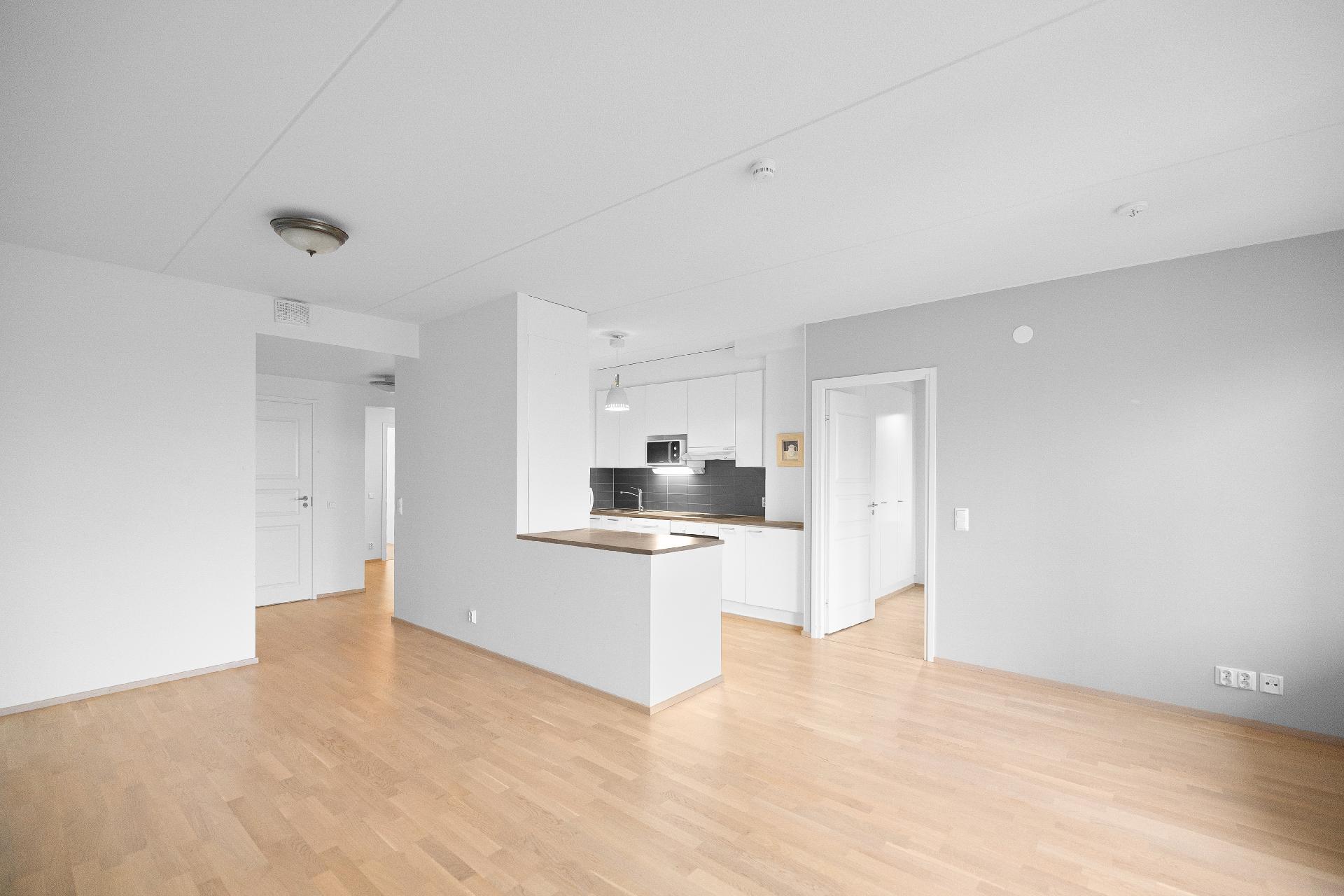 Yksi makuuhuoneista on keittiön vieressä